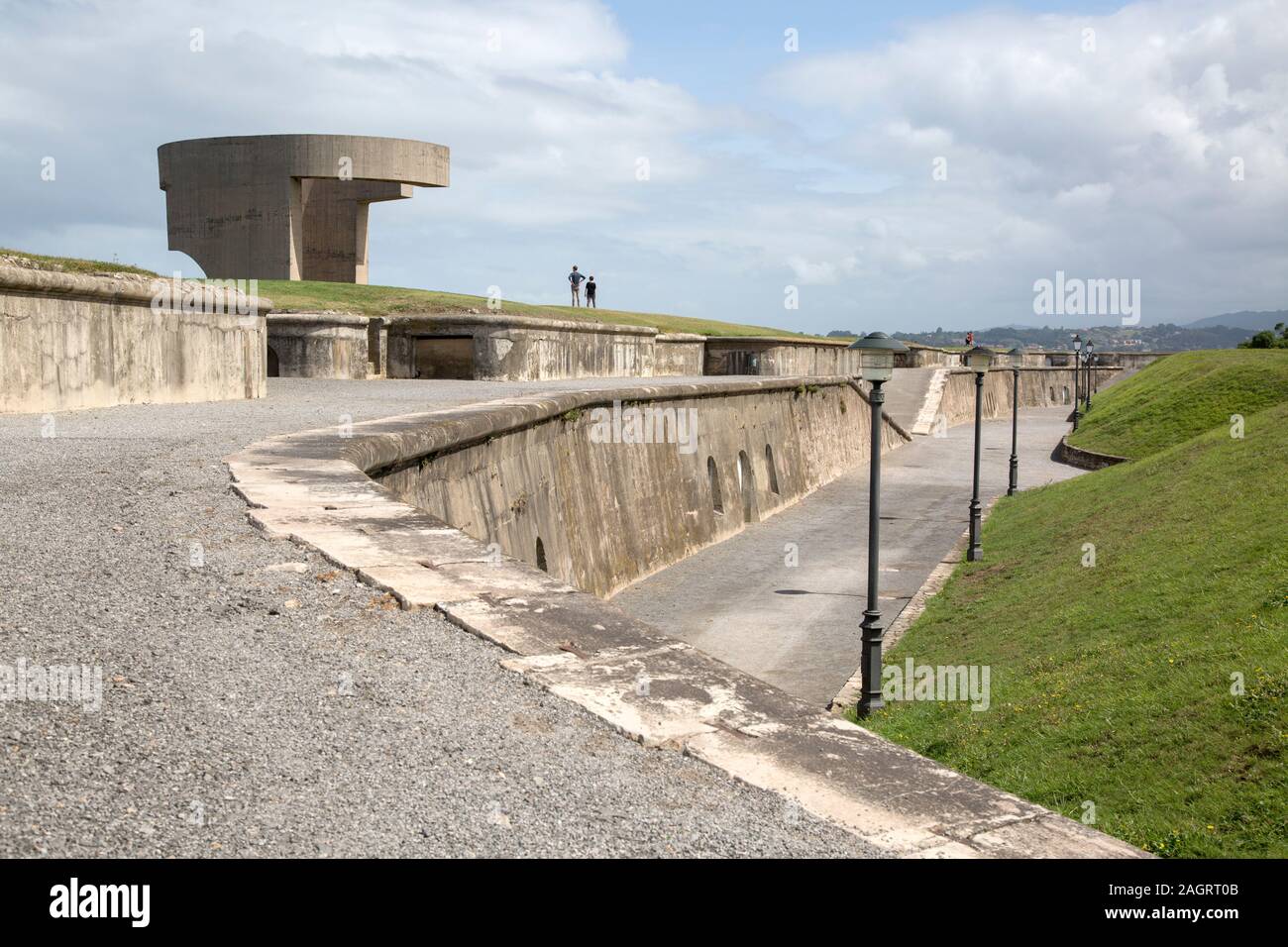 Elogio del Horizonte da Chillida, Cerro de Sta Catalina Fort, a Gijon, Asturias, Spagna Foto Stock