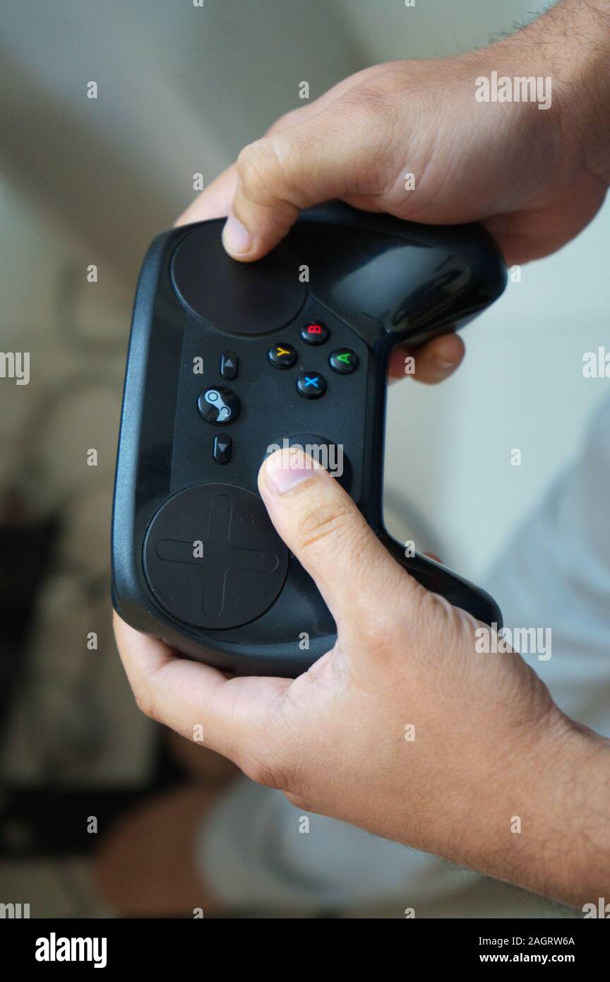 Controller di vapore dalla valvola con la sua confezione originale nel suo stato originale prima di essere interrotto Foto Stock