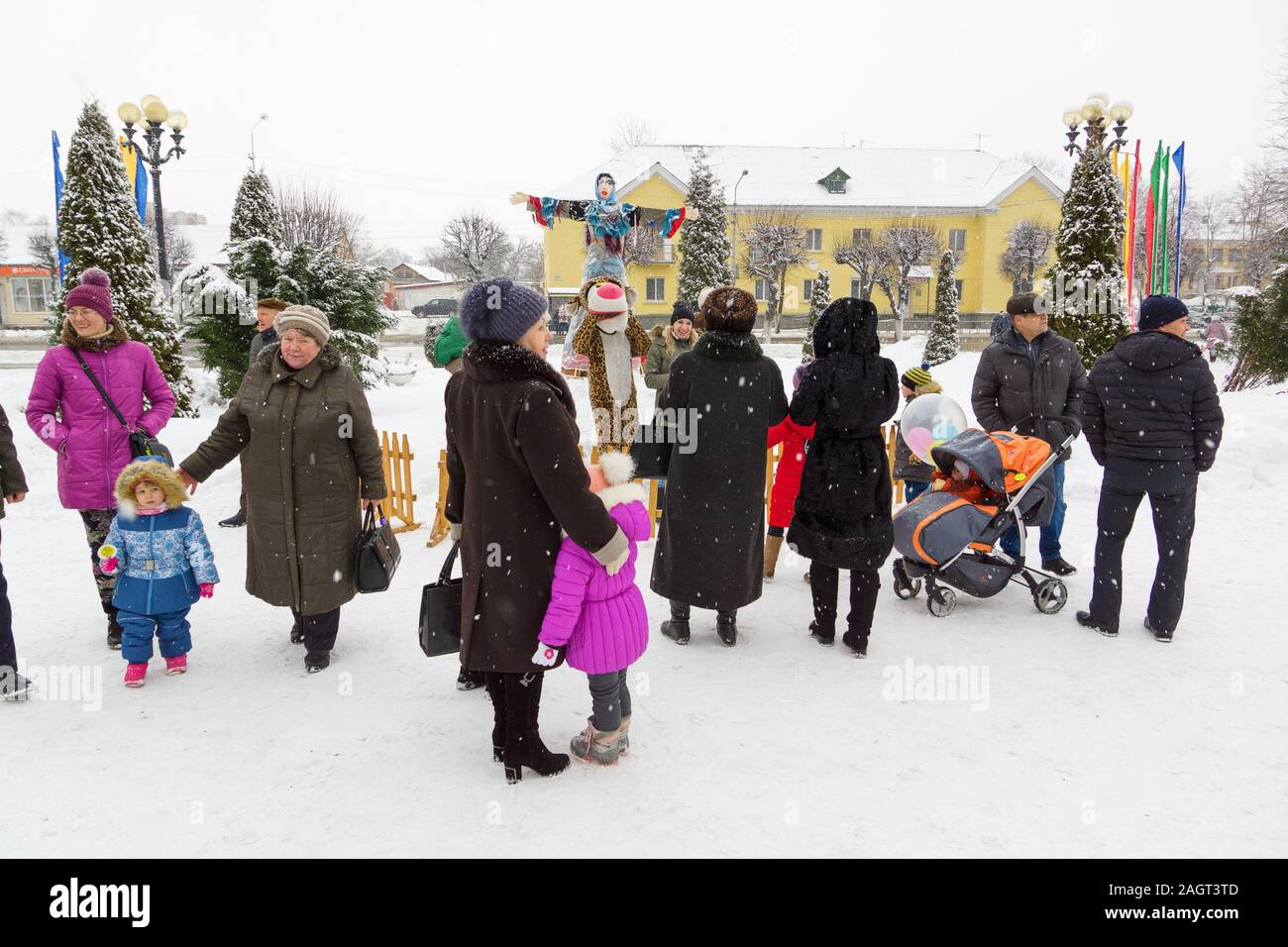 Borisov, Bielorussia - 18 Febbraio 2018: Celebrazione delle antiche feste pagane pancake settimana nella moderna Bielorussia Foto Stock