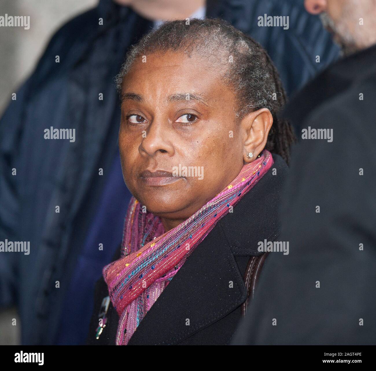 Neville e Doreen Lawrence arrivando presso la Old Bailey nel 2012 il primo giorno del periodo di prova di David Norris e Gary Dobson ha accusato del brutale omicidio del loro figlio Stephen Lawrence uccisi durante una a sfondo razziale attacco a una fermata degli autobus a Eltham in aprile 1993. Foto Stock