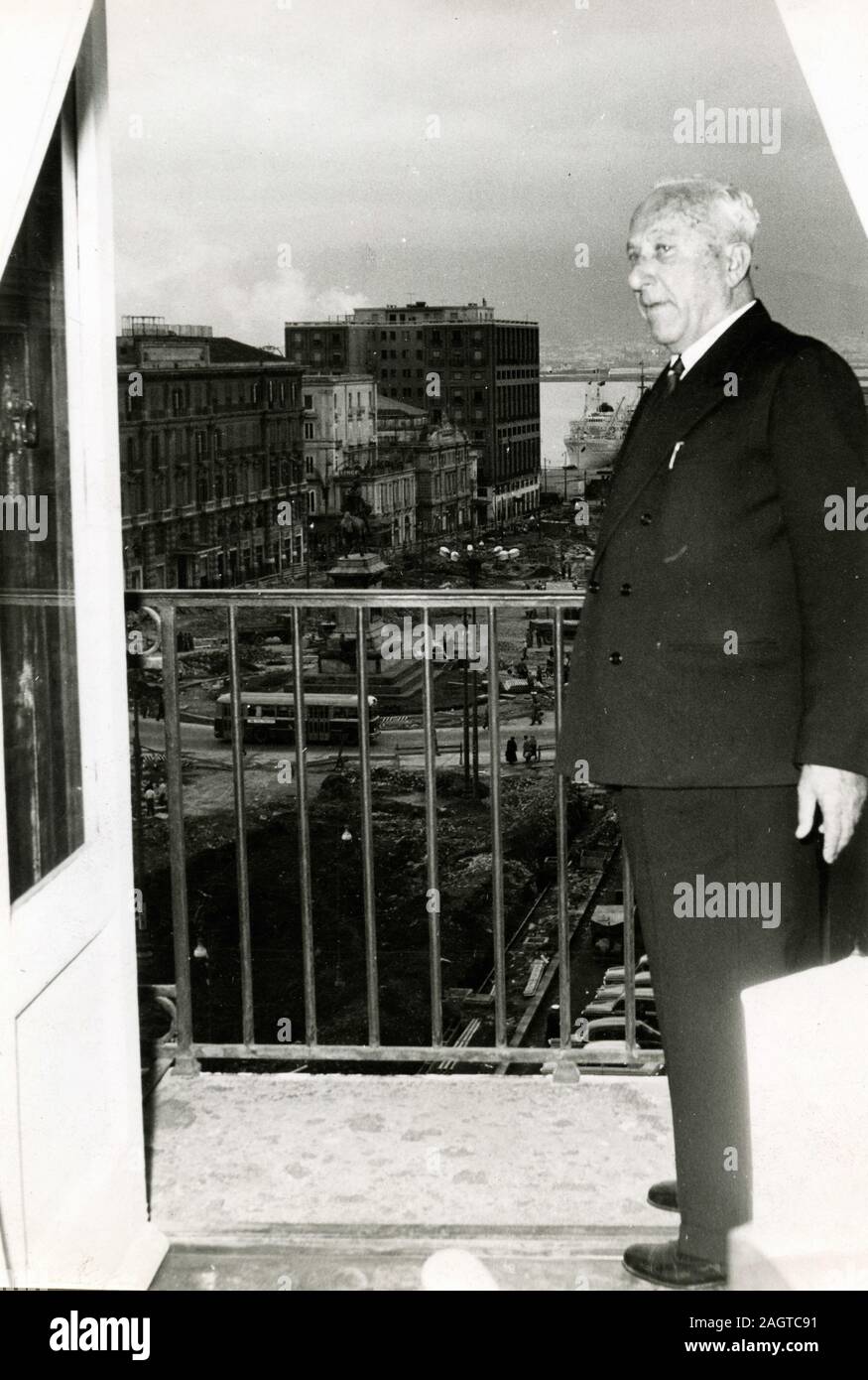 Imprenditore italiano e candidato sindaco di Napoli Achille Lauro, Napoli, Italia degli anni cinquanta Foto Stock