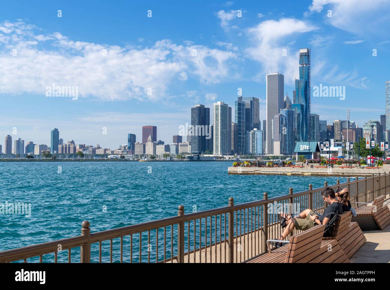 La skyline di Chicago dal Navy Pier, Chicago, Illinois, Stati Uniti d'America. Foto Stock