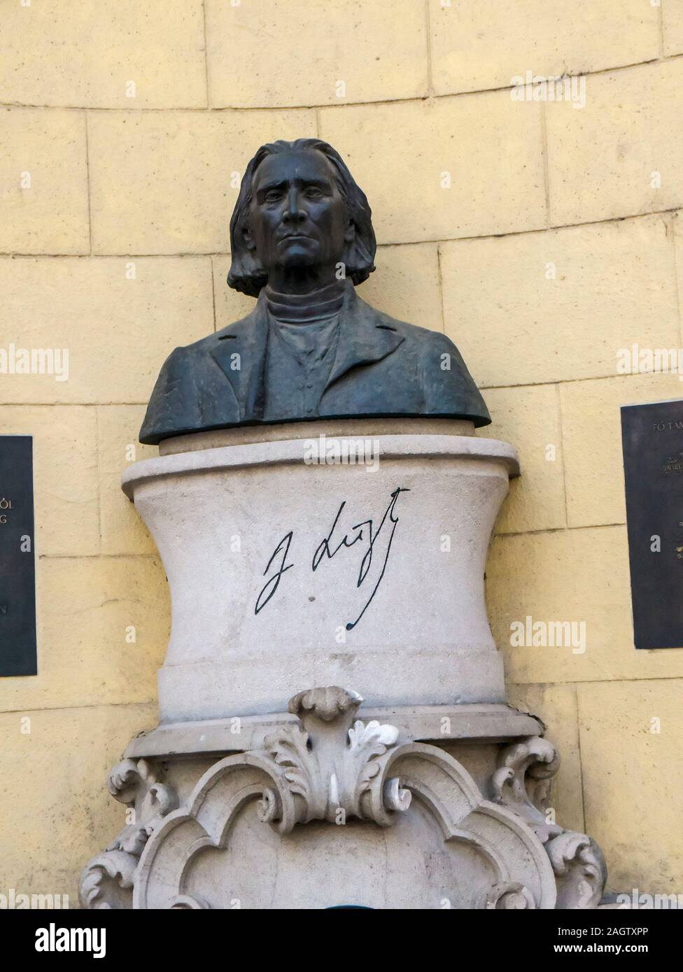Memoriale di Franz Liszt il compositore e pianista in Ungheria a Budapest. Questa statua a Budapest che una città che è vibrante e l arte di amare Foto Stock