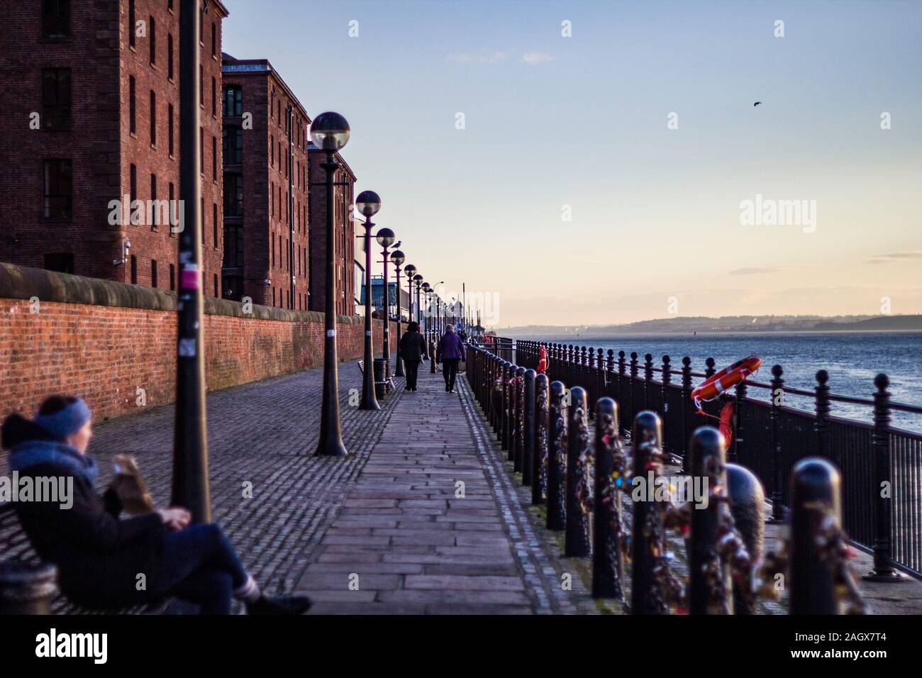 Non finisce mai di Riverside Foto Stock