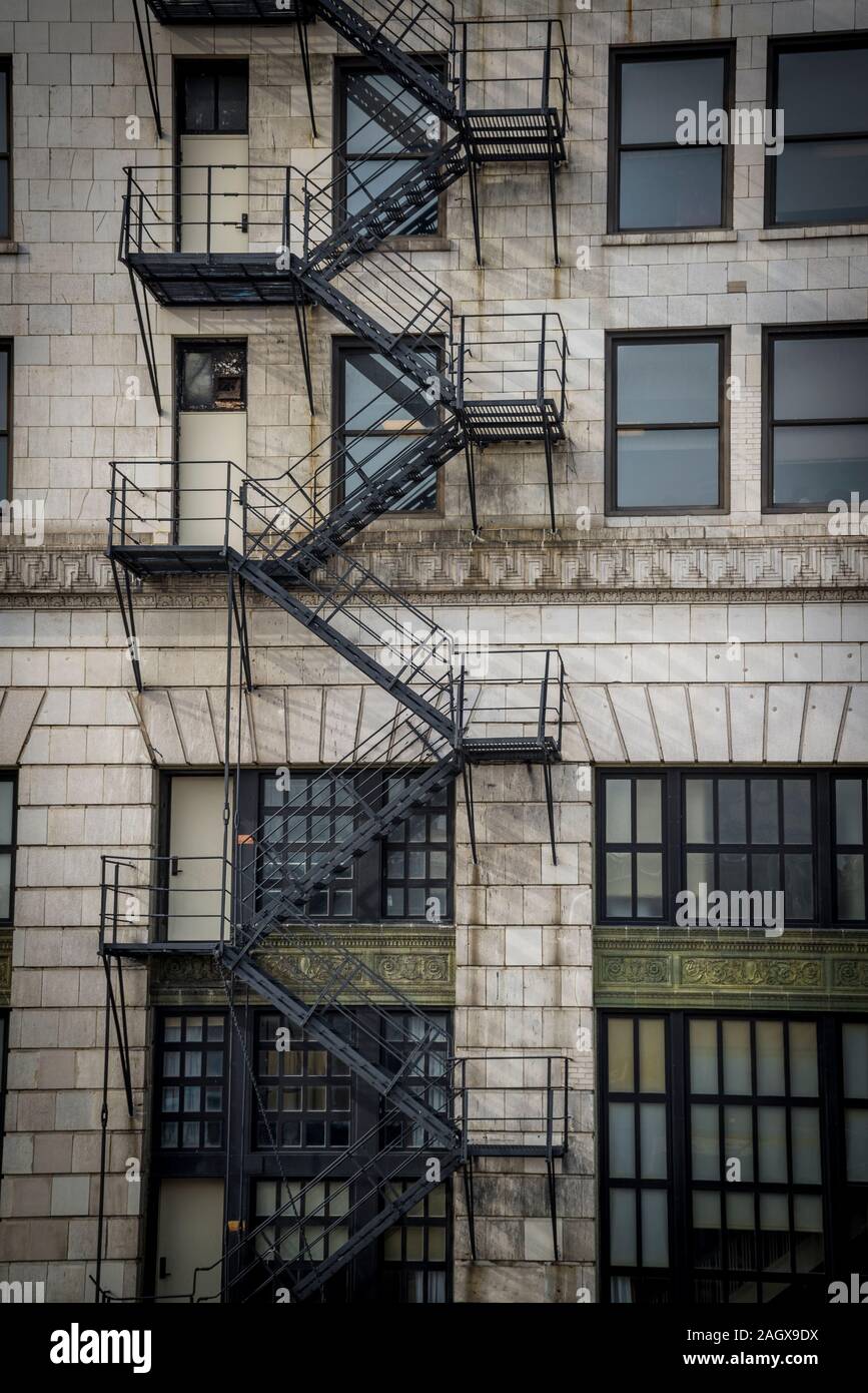 Scale antincendio, quartiere Uptown, Chicago, Illinois, Stati Uniti d'America Foto Stock