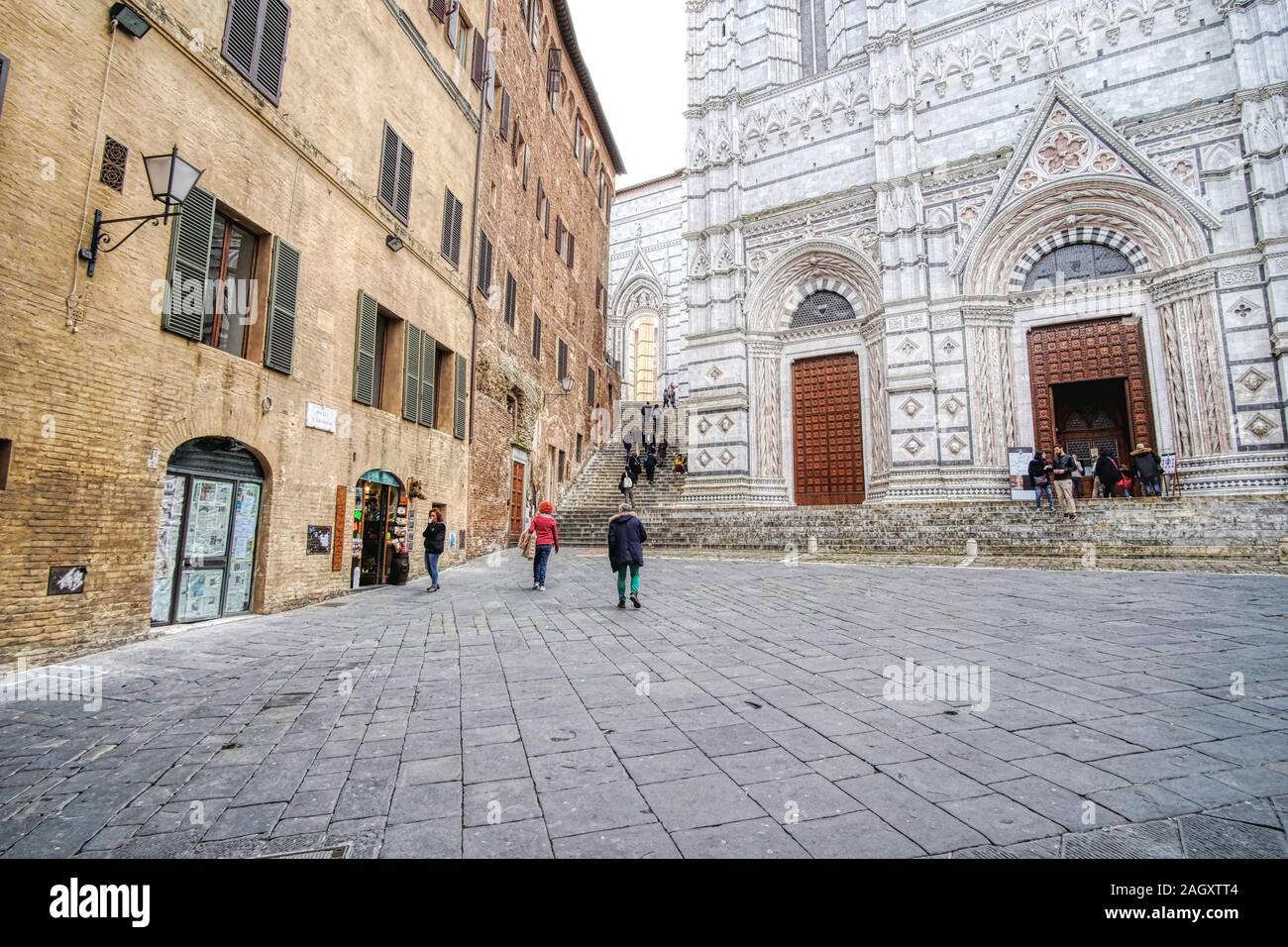 Siena, Italia - 03 Marzo 2019: Battistero di San Giovanni, un imponente monumento della città, visitata da turisti provenienti da tutto il mondo Foto Stock