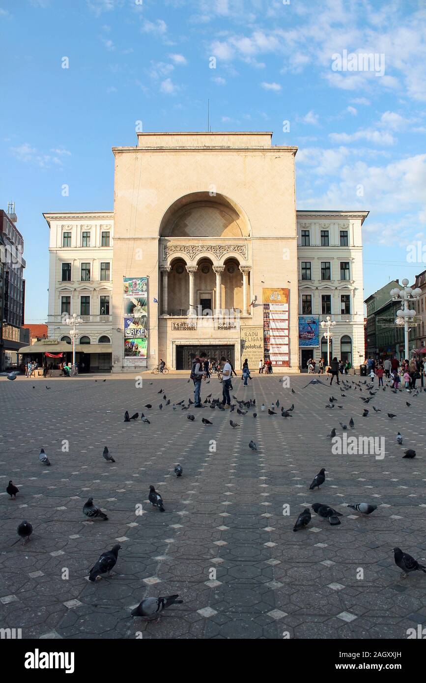 Opera house da Piata Victoriei, Timisoara, Romania, Europa orientale Foto Stock