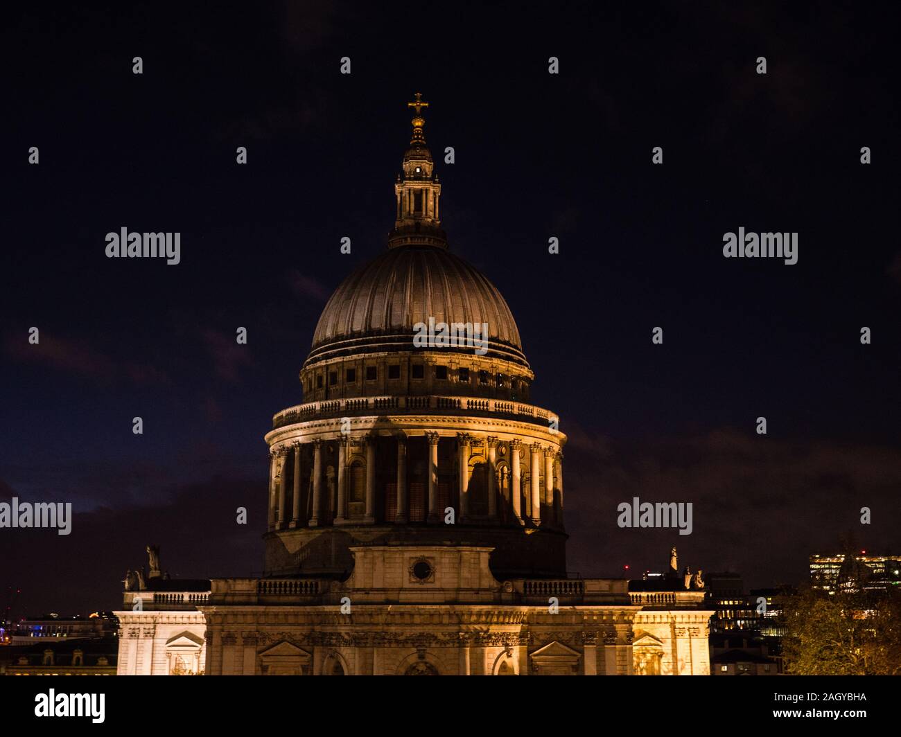 La Cattedrale di St Paul, di notte, Londra, paesaggio, la città di Londra, Inghilterra, Regno Unito, GB. Foto Stock