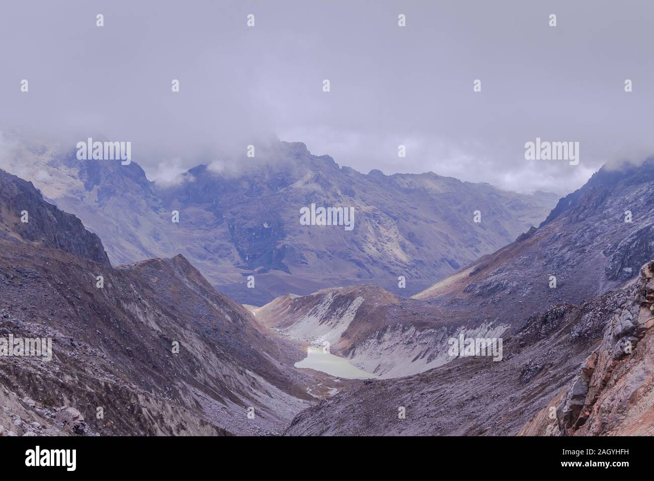 Paisaje de Vilcabamba, Sacsarayoc Foto Stock