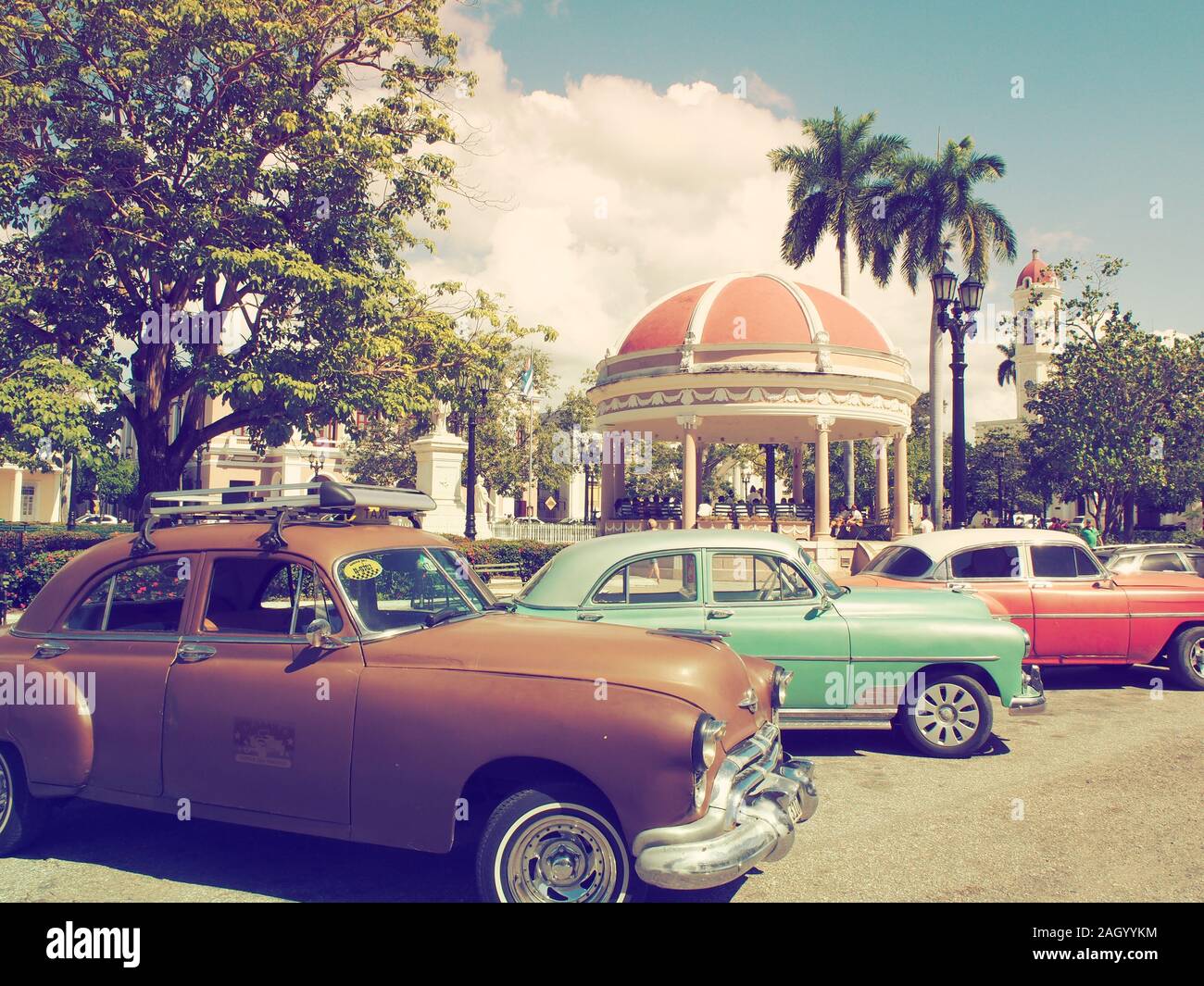 Oldtimer e automobili classiche nei Caraibi Foto Stock