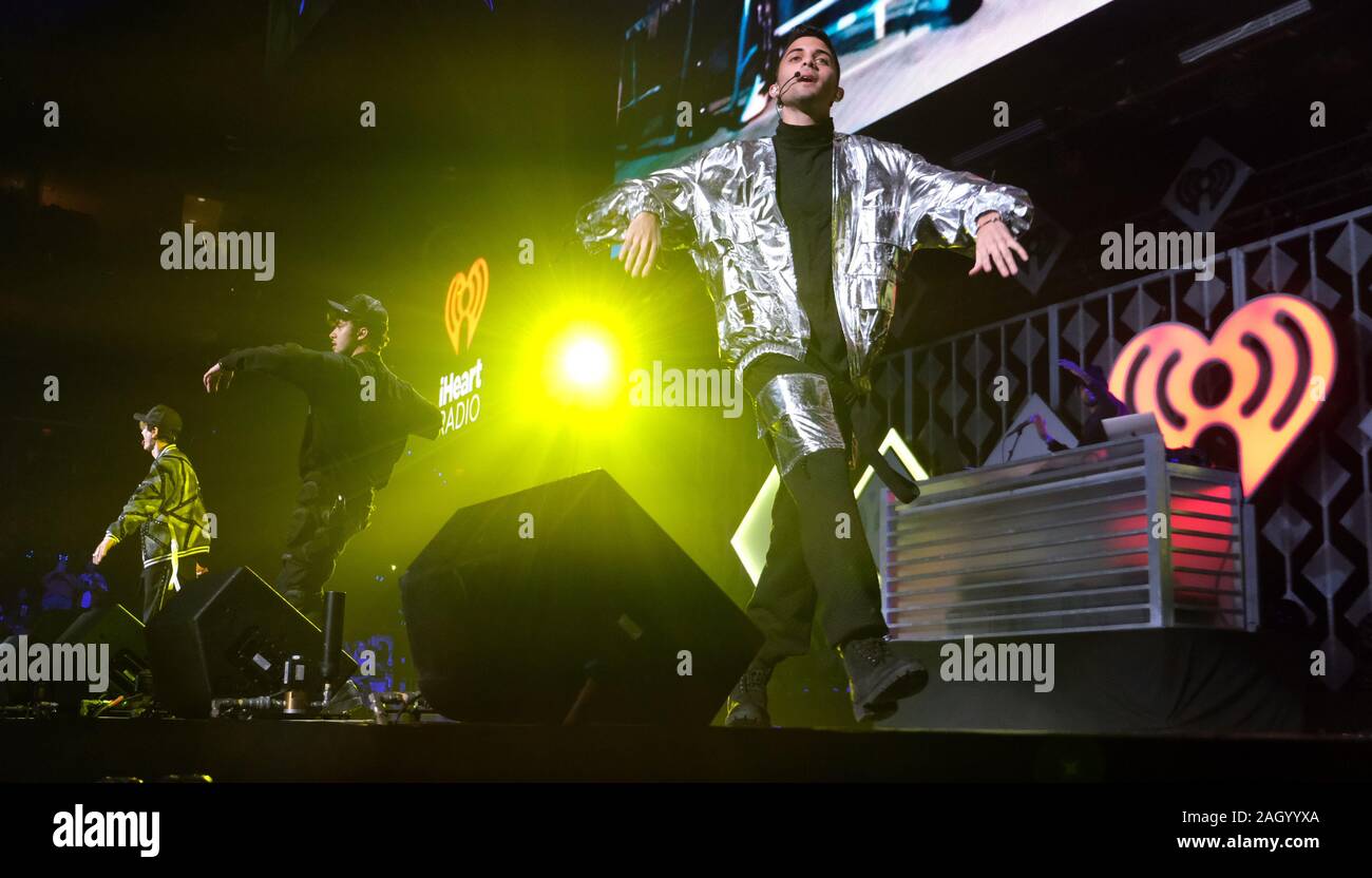 Sunrise, Stati Uniti. 22 Dic, 2019. CNCO esegue a Y100 IHeartRadio Jingle Ball 2019 concerto presso il BB&T Center di Sunrise, Florida, Domenica, 22 dicembre 2019. Foto di Gary mi Rothstein/UPI Credito: UPI/Alamy Live News Foto Stock