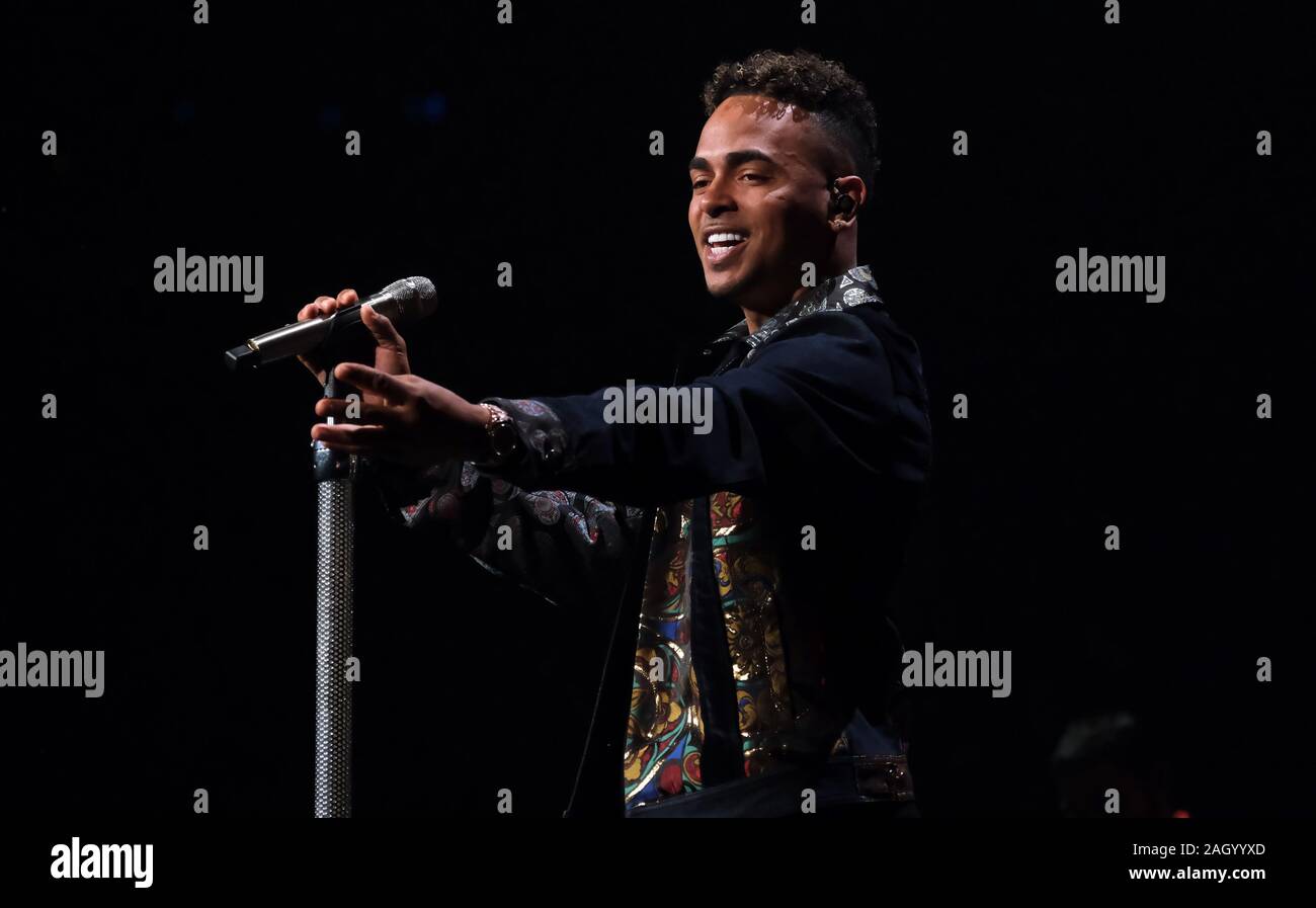 Sunrise, Stati Uniti. 22 Dic, 2019. Ozuna esegue a Y100 IHeartRadio Jingle Ball 2019 concerto presso il BB&T Center di Sunrise, Florida, Domenica, 22 dicembre 2019. Foto di Gary mi Rothstein/UPI Credito: UPI/Alamy Live News Foto Stock