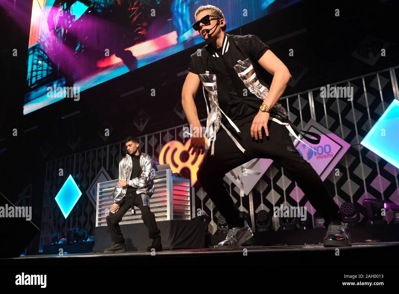 Sunrise, Stati Uniti. 22 Dic, 2019. CNCO esegue a Y100 IHeartRadio Jingle Ball 2019 concerto presso il BB&T Center di Sunrise, Florida, Domenica, 22 dicembre 2019. Foto di Gary mi Rothstein/UPI Credito: UPI/Alamy Live News Foto Stock
