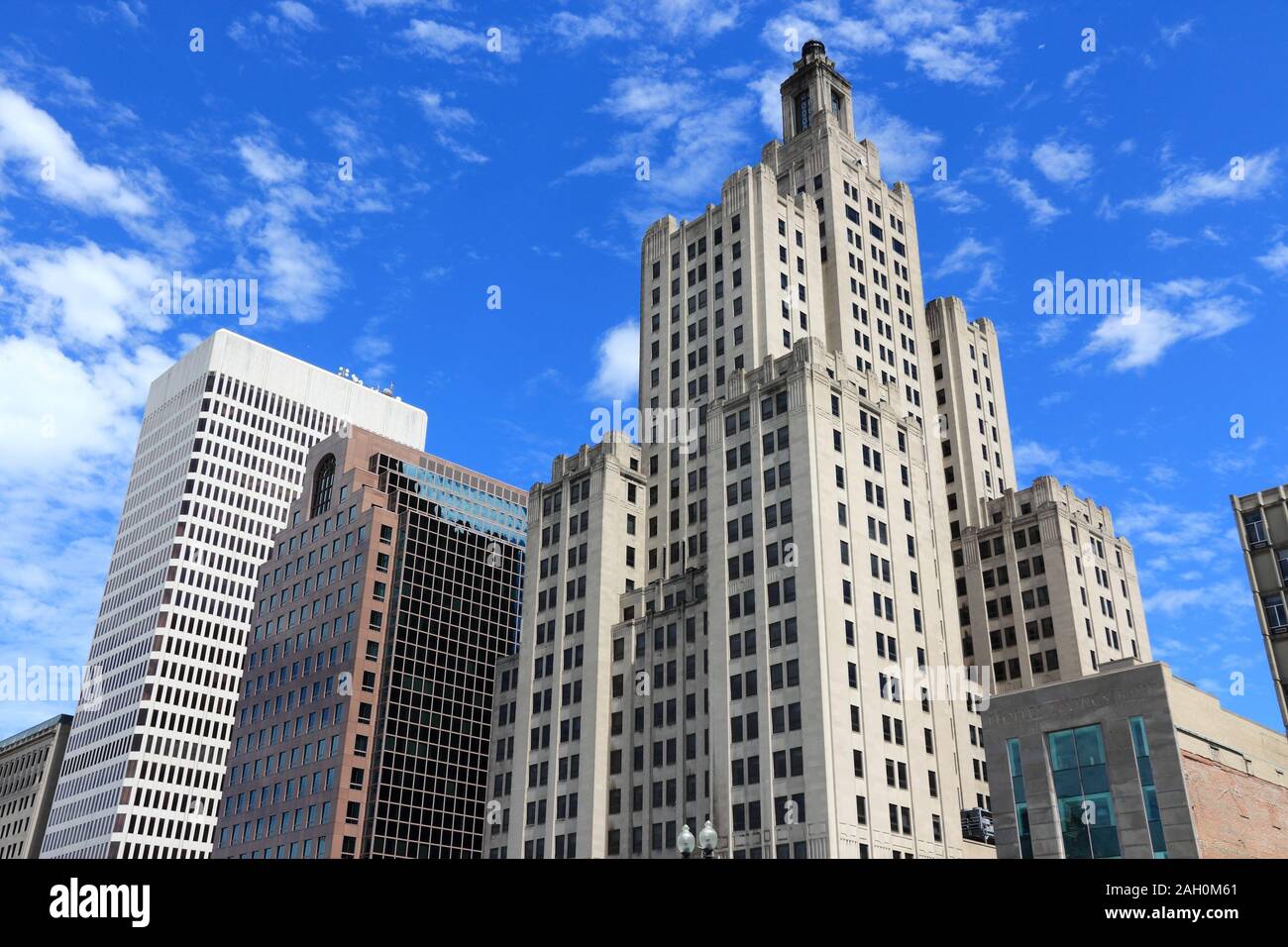 PROVIDENCE, RI - Giugno 8, 2013: 111 Westminster Street (ex Bank of America Building) di Providence, Rhode Island. A 428 ft (130 m) è il tal Foto Stock