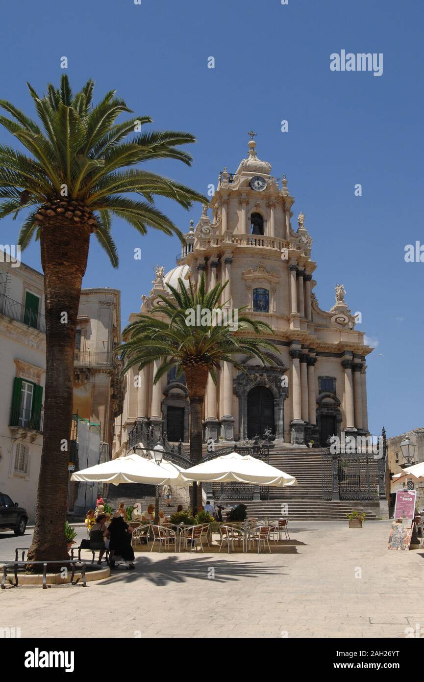 Italia Sicilia Ragusa , 03 luglio 2007: Il Duomo di San Giorgio Foto Stock