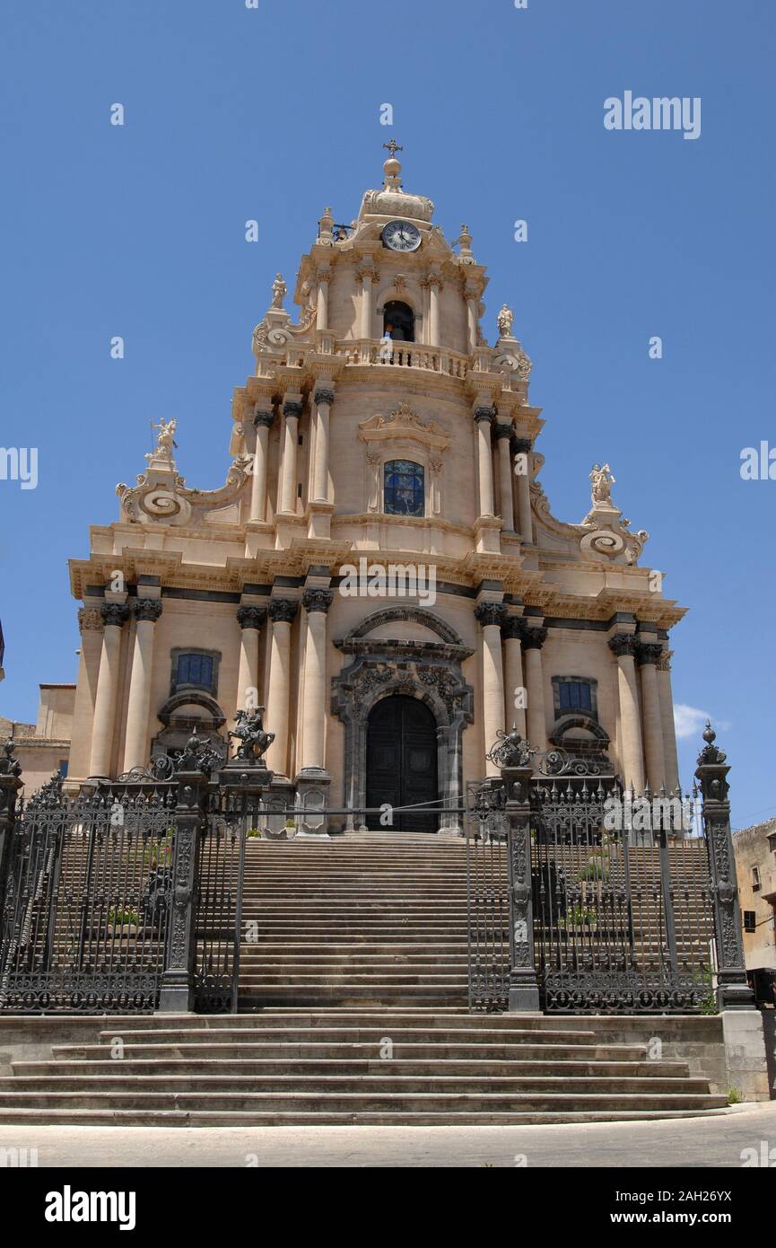 Italia Sicilia Ragusa , 03 luglio 2007: Il Duomo di San Giorgio Foto Stock