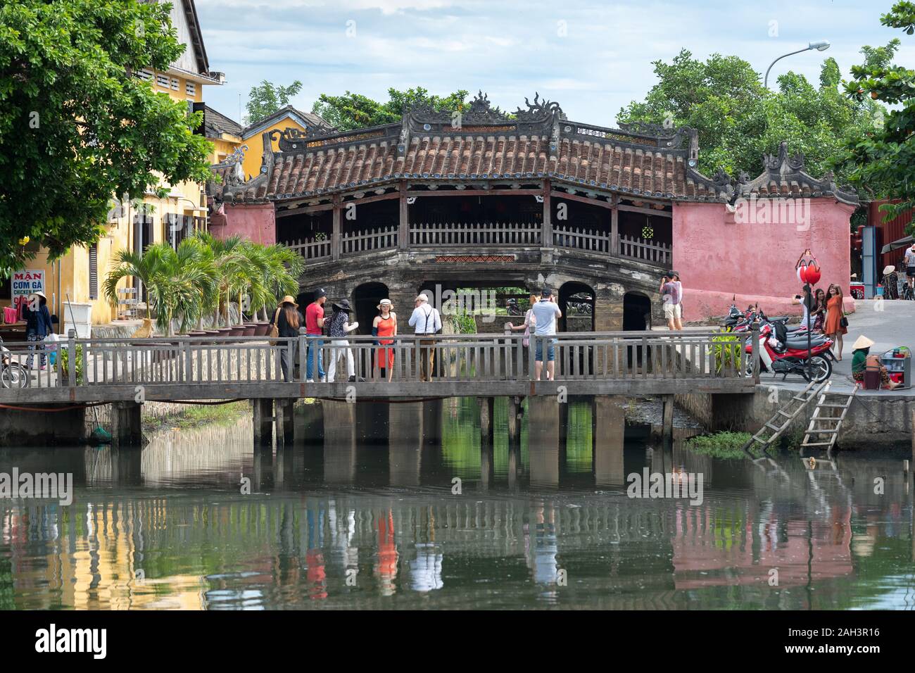 Il vecchio ponte giapponese a Hoi An, Vietnam. Foto Stock