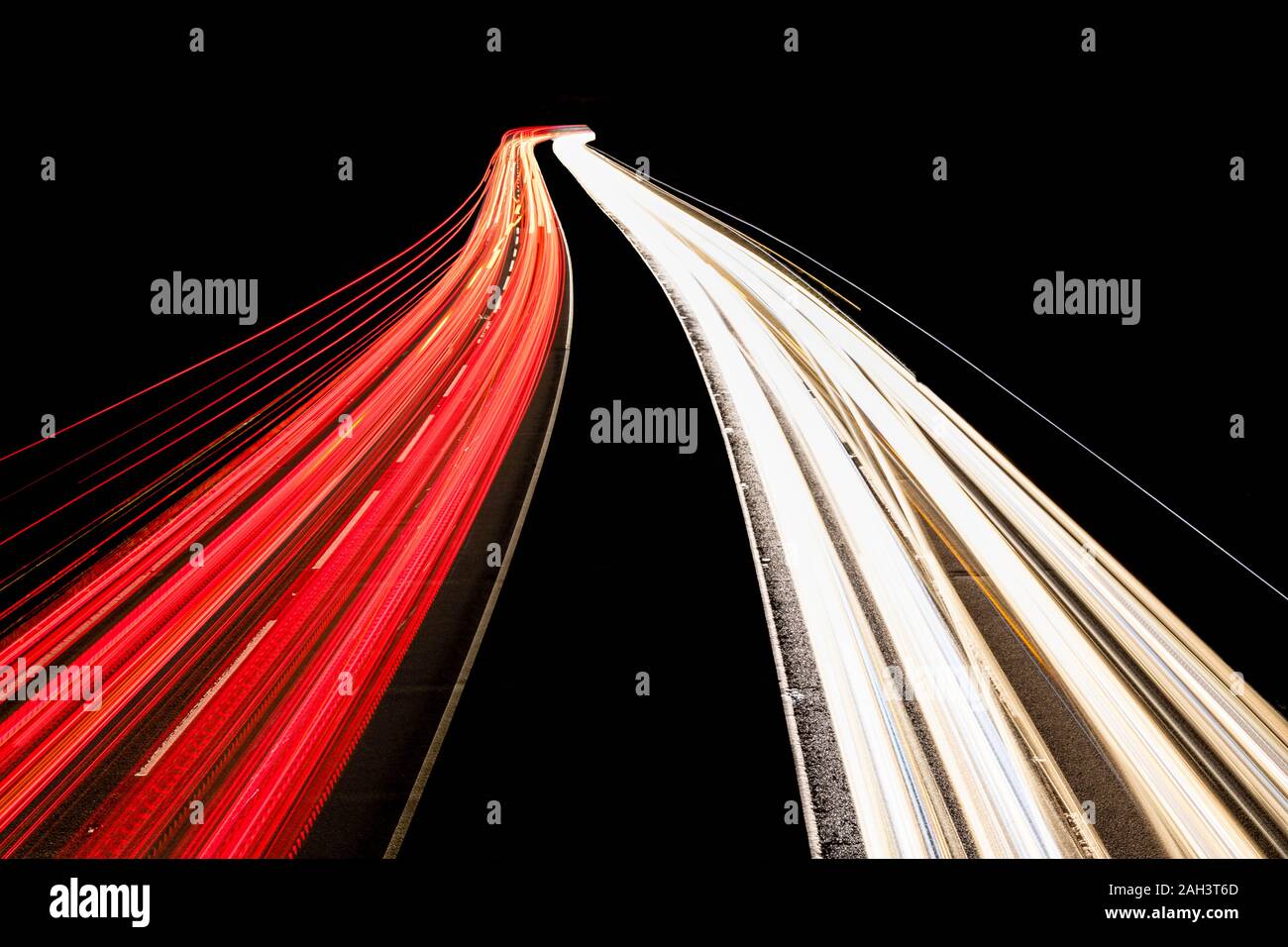 Sentieri di luce sulla A12 Foto Stock