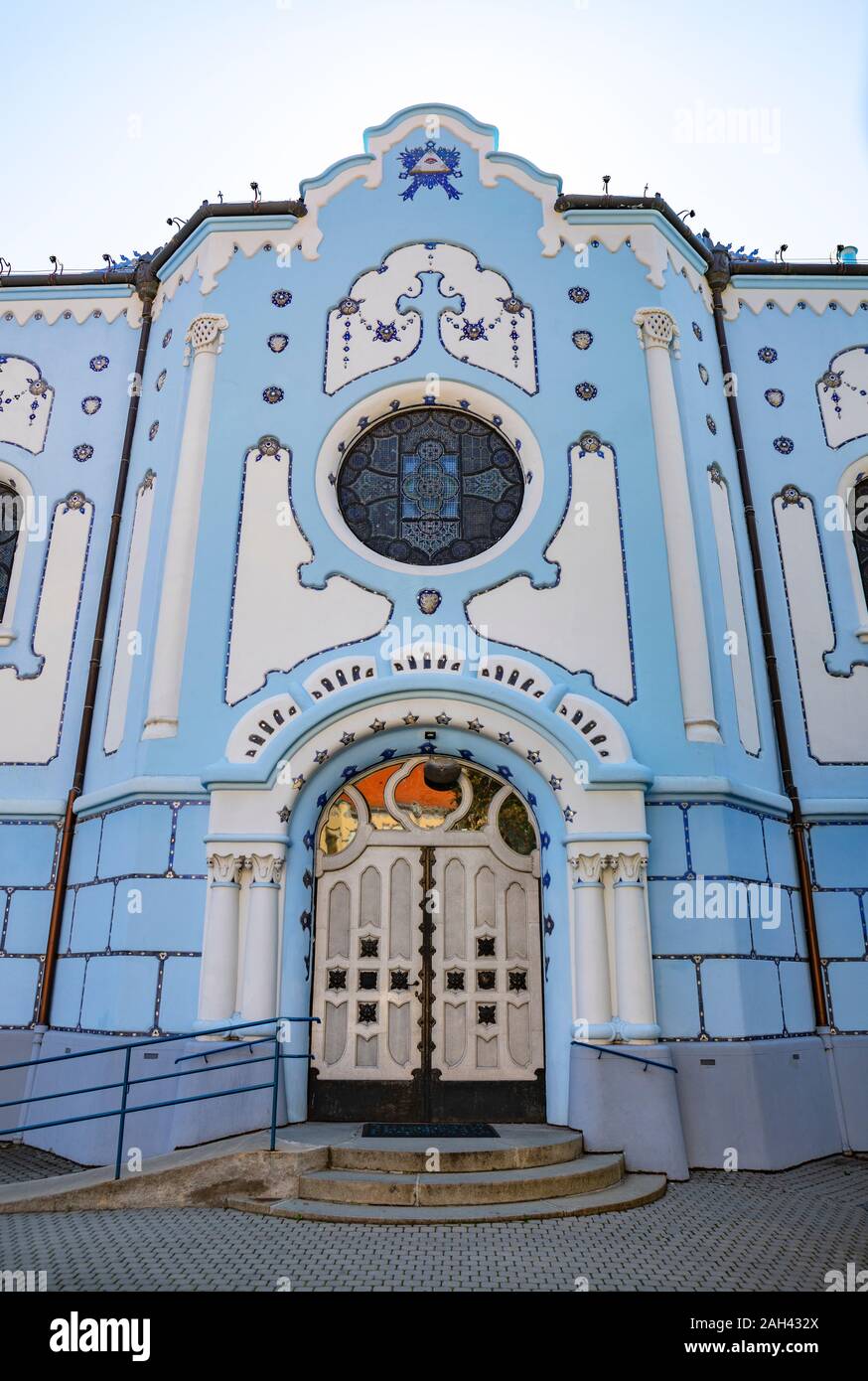 La Slovacchia, Bratislava, esterno della chiesa di Santa Elisabetta, chiesa blu Foto Stock