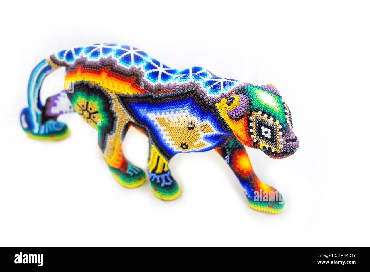 Tradizionale tallone huichol ornamento figure cultura messicana il lavoro Foto Stock