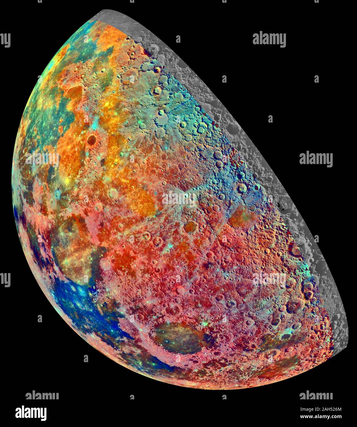 Questo falso-color Mosaic è stato costruito a partire da una serie di 53 immagini prese attraverso tre filtri spettrali da NASA Galileo sistema di imaging come la navicella è volato oltre le regioni settentrionali della luna il 7 dicembre 1992. Foto Stock