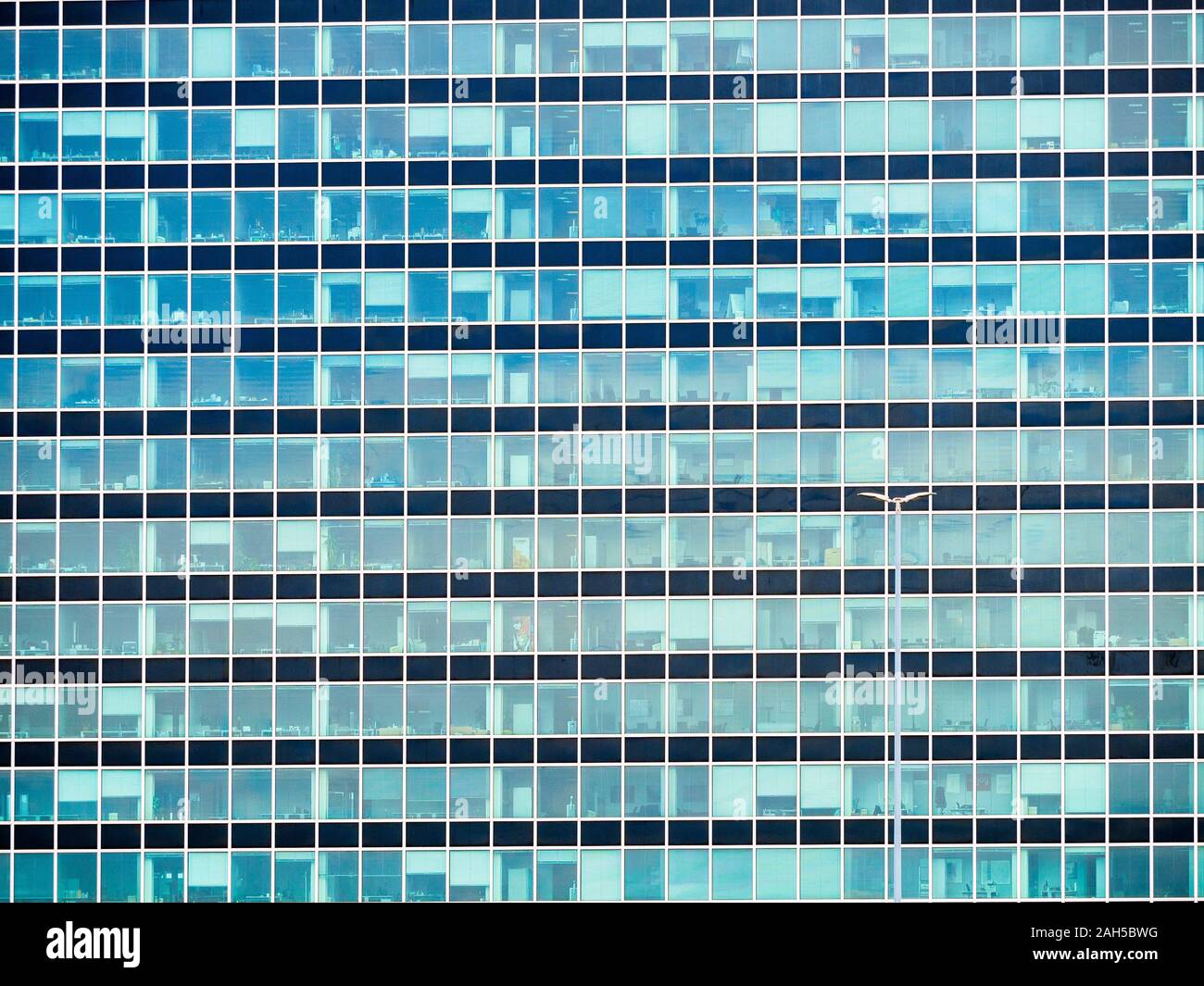 Dettaglio dell'edificio di ENI nel quartiere Eur - Roma, Italia Foto Stock