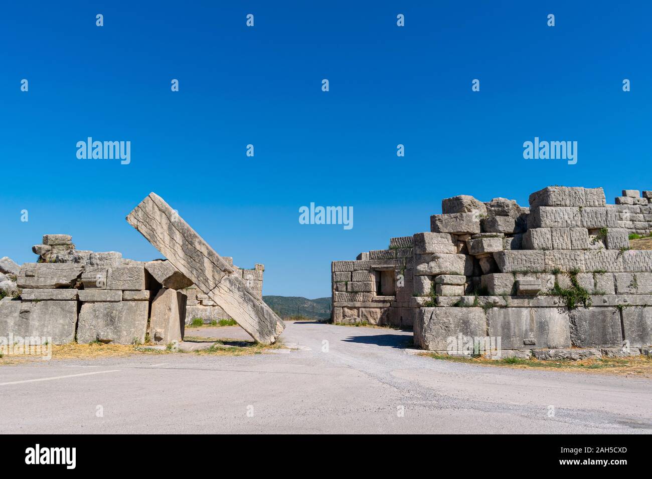 Rovine dell'Arcadian gate e pareti in prossimità antica Messene(Messini) Foto Stock