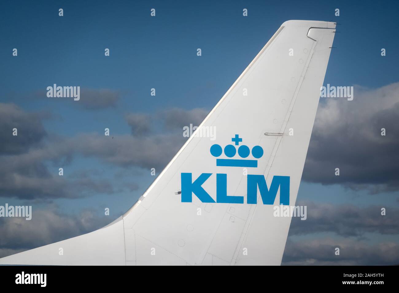 MADRID, Spagna - Dicembre 2019: Air France KLM pianura aria a Madrid - Barajas Airport. Piano commerciale di atterraggio o decollo dall'aeroporto. Departu Foto Stock