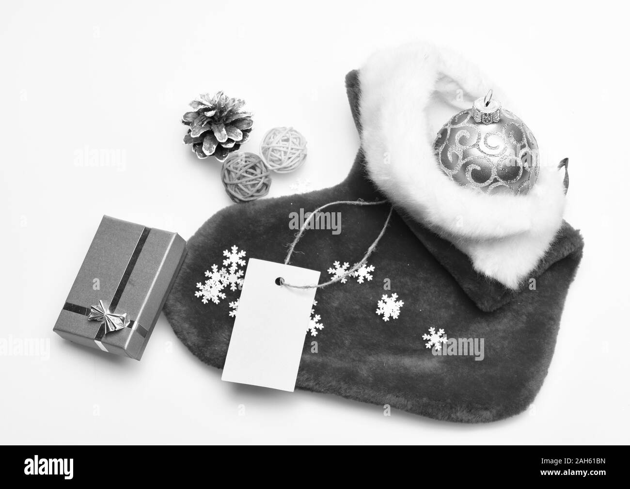 Articoli Regali Di Natale.Celebrazione Della Messa Di Natale Piccoli Articoli Calza Insaccatrici O Cariche Di Piccoli Regali Di Natale