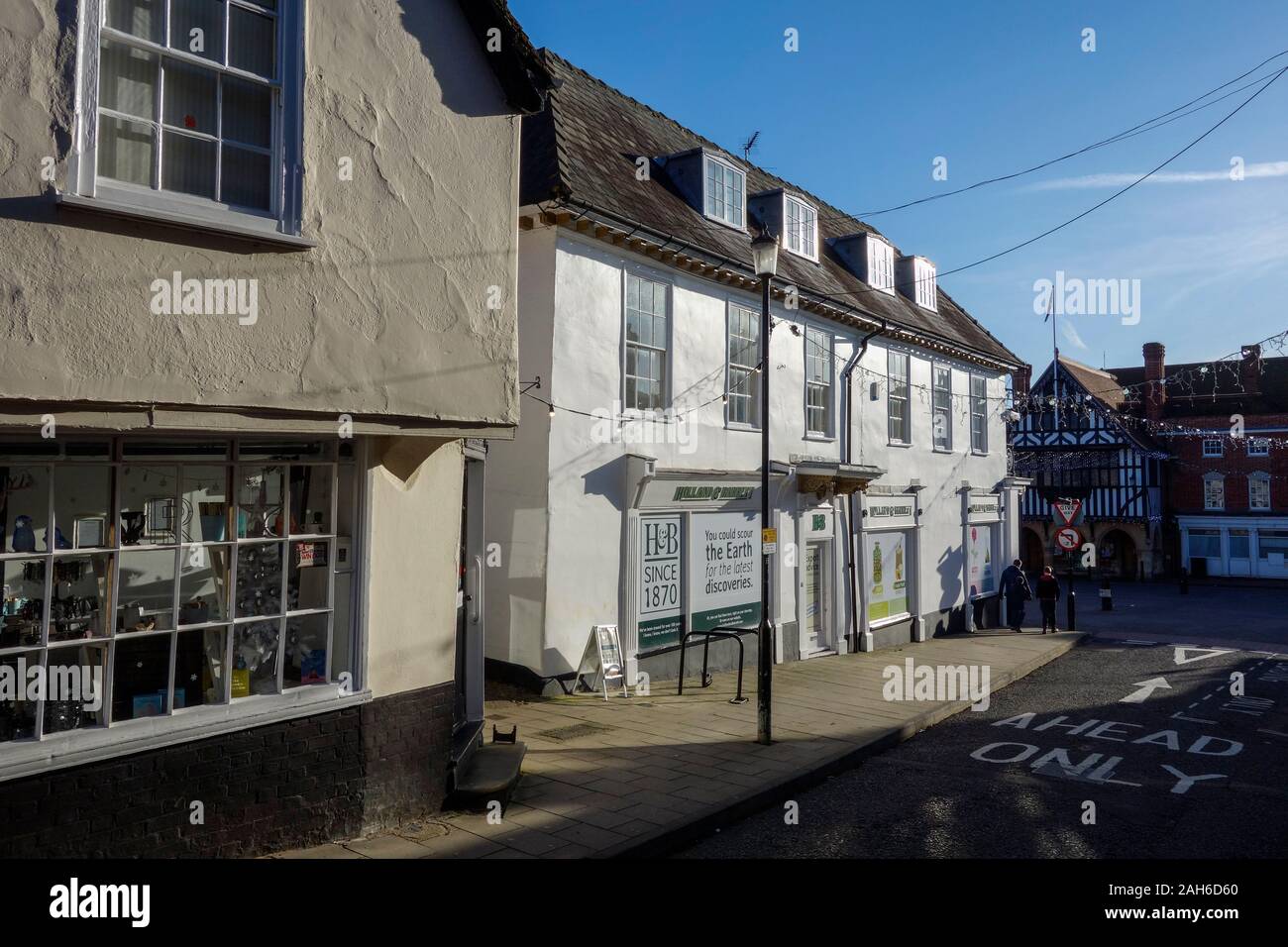 Saffron Walden town center high street medie città mercato Uttlesford distretto di Essex, Inghilterra, Regno Unito, Europa Foto Stock