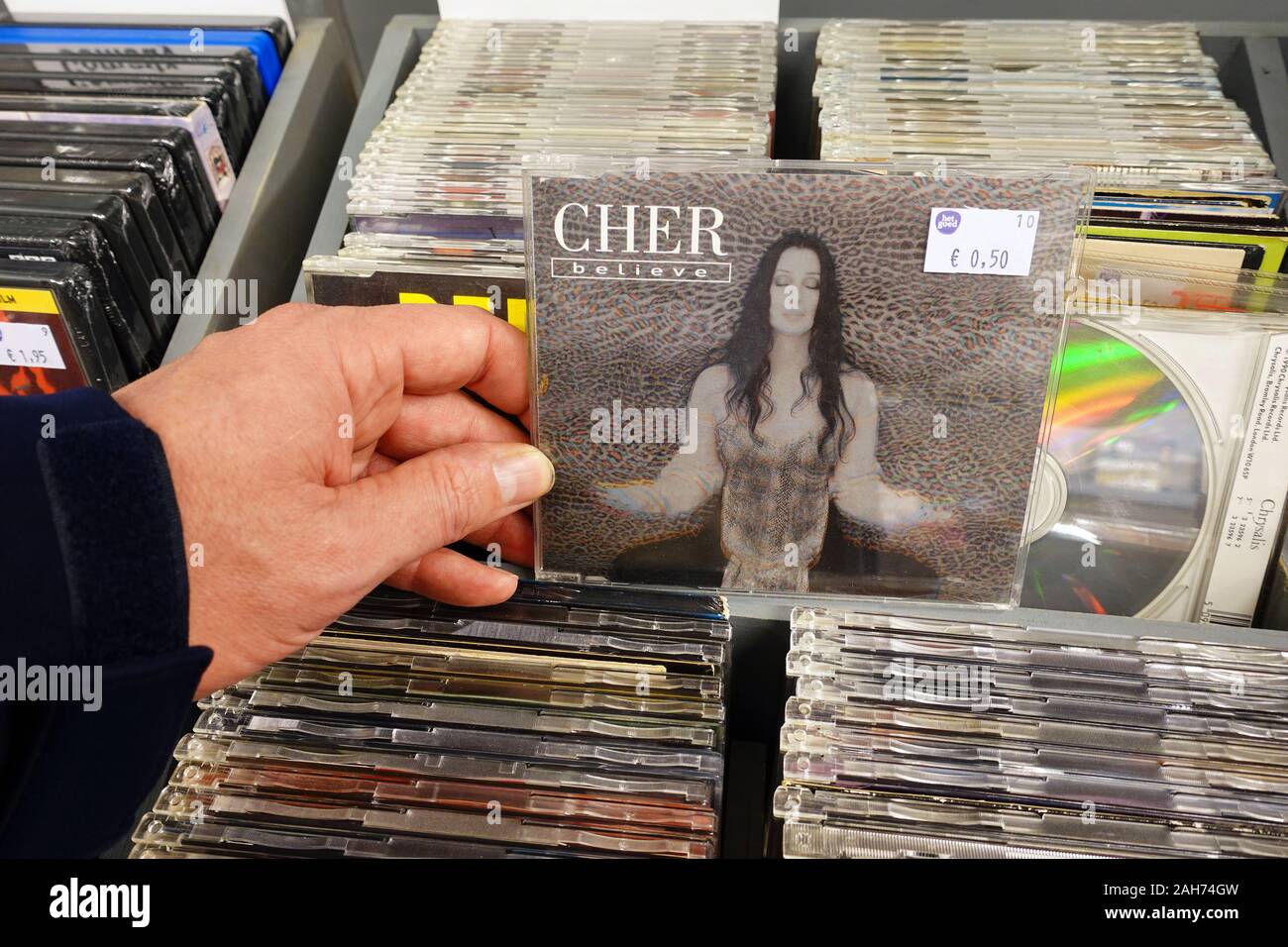 Iridato colorati CD vuoto Foto stock - Alamy