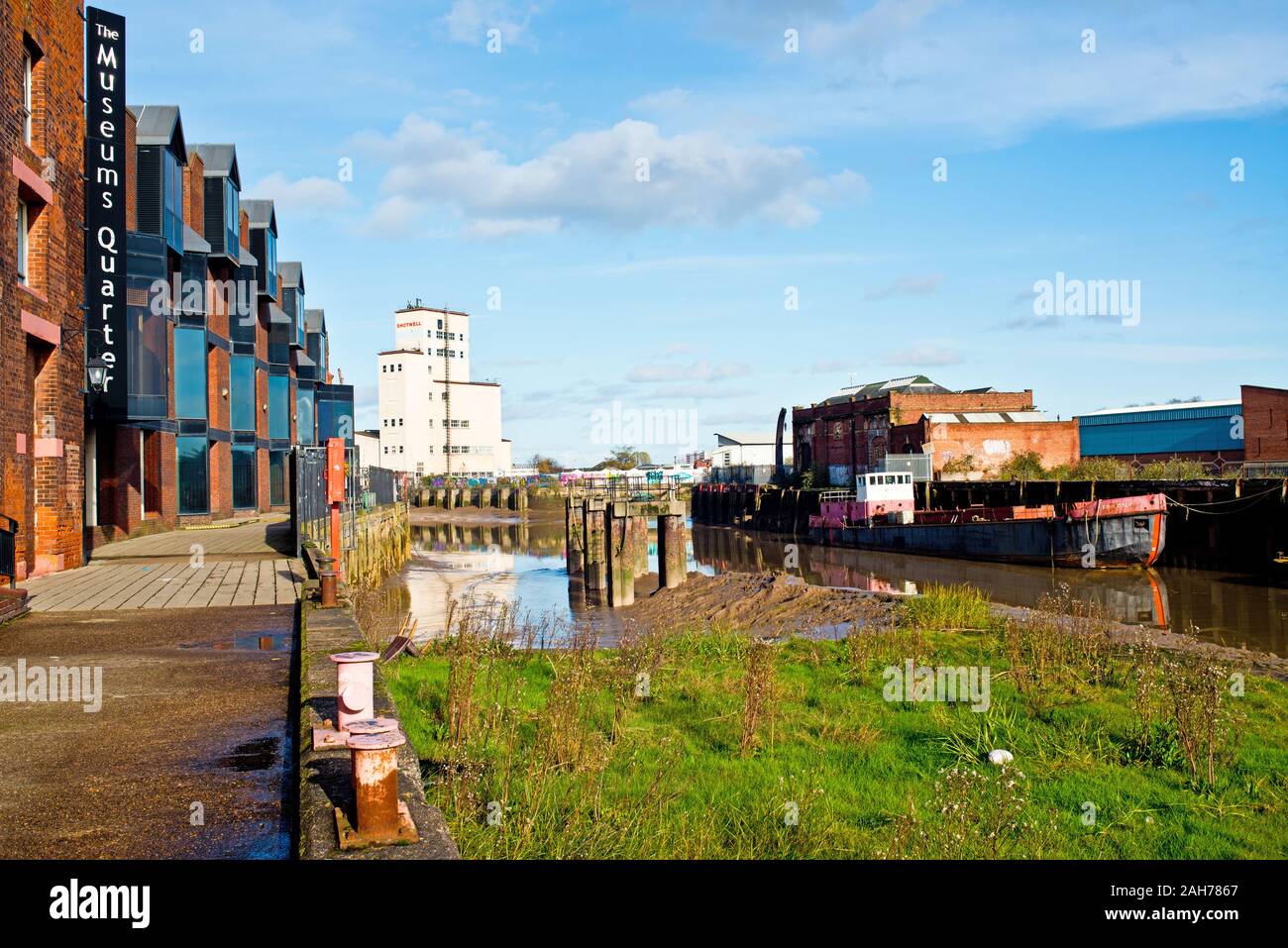 Il quartiere dei musei e il fiume Hull, Hull, Inghilterra Foto Stock