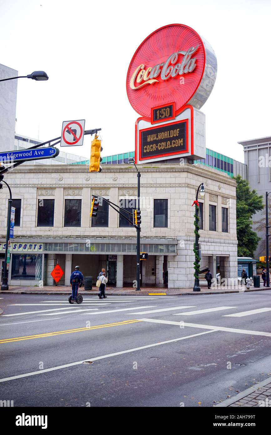 ATLANTA, GA, Stati Uniti d'America - Dicembre 04: Il Mondo di Coca Cola a Pemberton posto è un museo dedicato alla storia di Coca-Cola, una famosa in tutto il mondo di soft drink Foto Stock