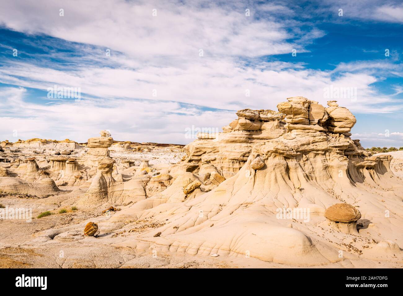 Bisti Badlands, Nuovo Messico, Stati Uniti d'America hoodoo formazioni rocciose. Foto Stock