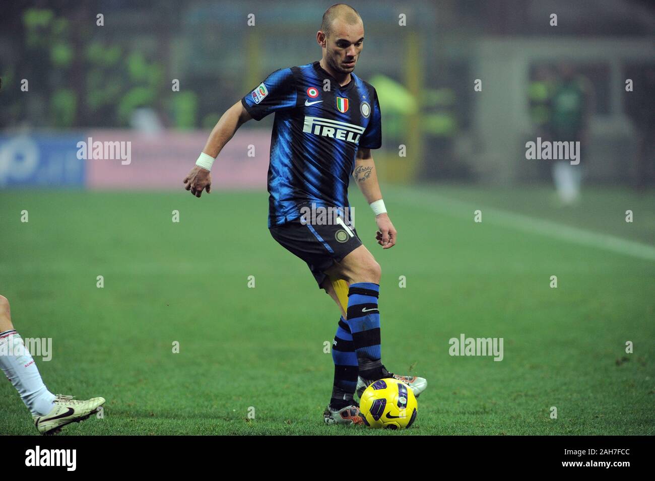 Milano, 15 novembre 2010, 'G.ALLO STADIO MEAZZA SAN SIRO ' Stadium, il campionato di calcio Seria A 2010/2011, FC Inter - AC Milan: Wesley Sneijder in azione Foto Stock