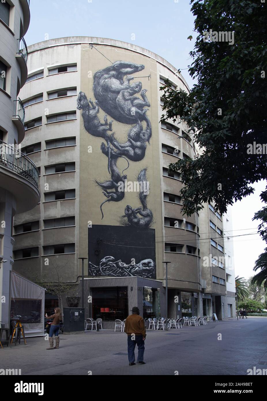 Murale di tumbling ratti da ROA un graffiti e artista di strada da Gand Belgio.in Soho Malaga Spagna Foto Stock