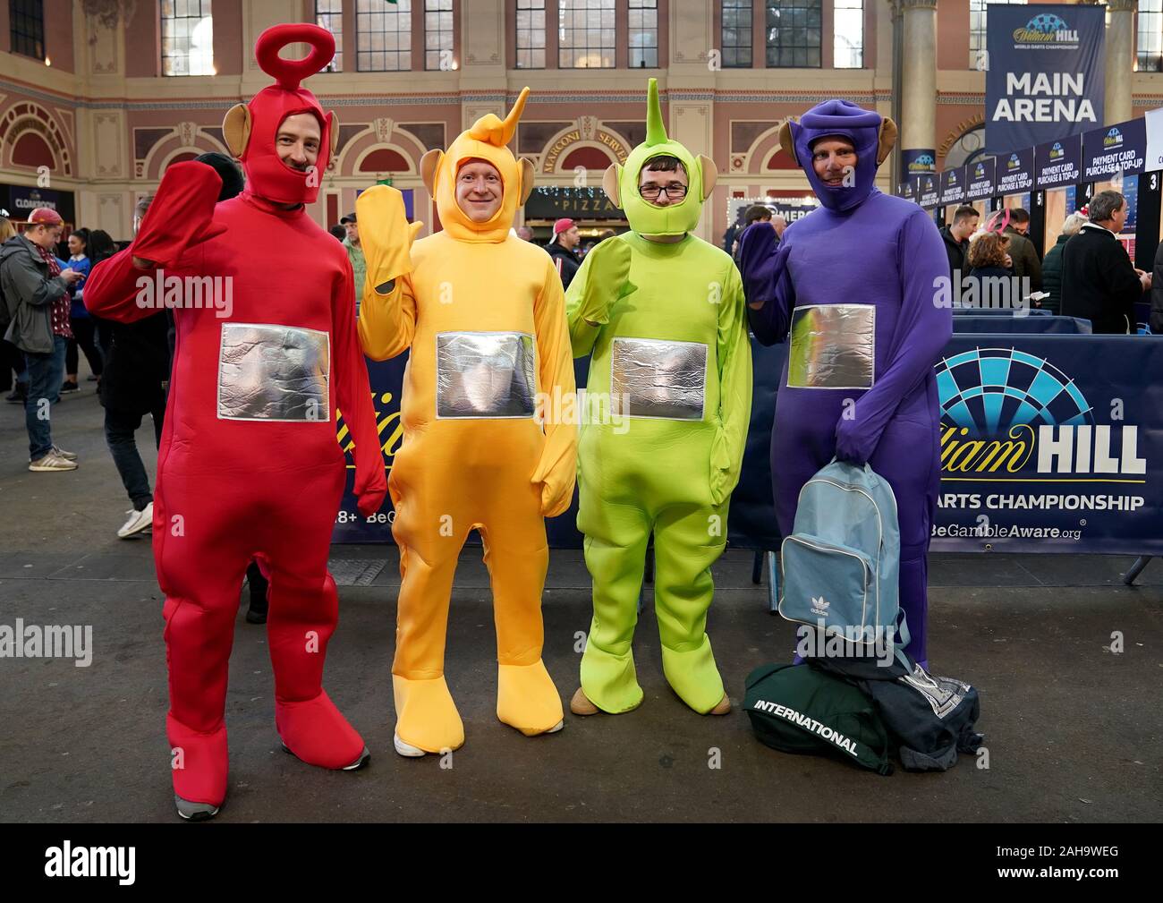 Teletubbies Fancy Dress Immagini e Fotos Stock - Alamy