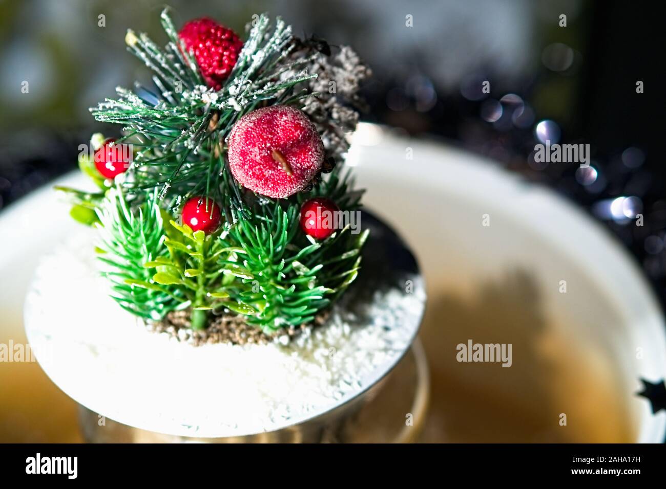 Felice anno nuovo bonsai artificiale albero di Natale sfondo della composizione Foto Stock