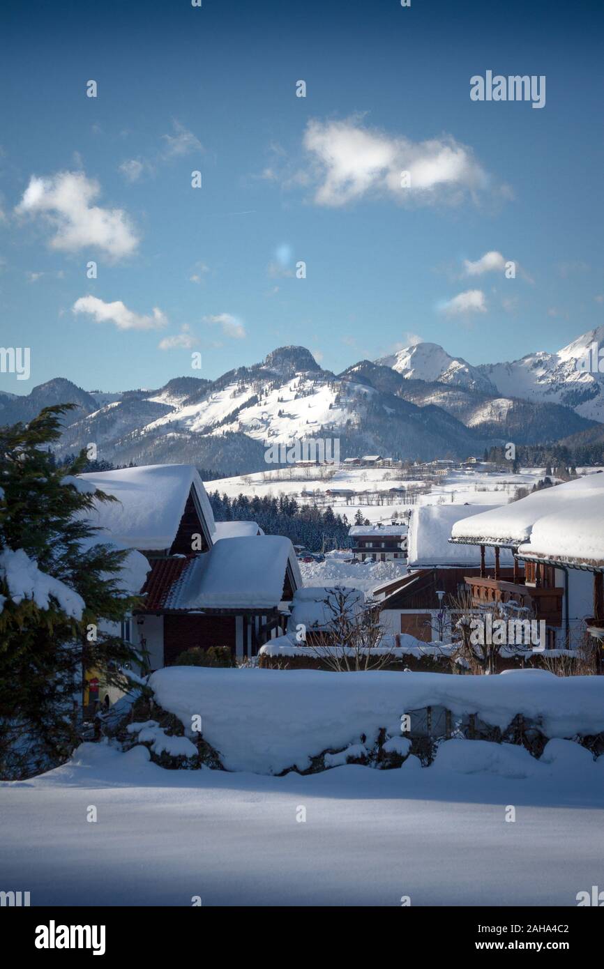 Lo sci in inverno il paesaggio Reit im Winkl, Baviera, alpi Foto Stock