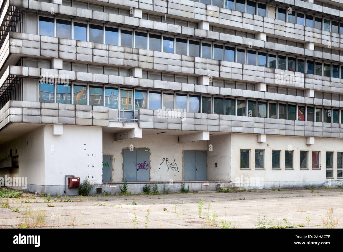 10.06.2018, Berlin, Berlin, Germania - ufficio vacante edificio nel Gotlindestrasse in Berlin-Lichtenberg. 00P180610D337CAROEX.JPG [modello di rilascio: non Foto Stock