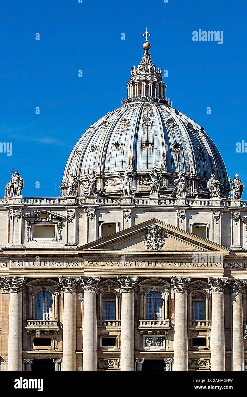 Blick auf den Petersdom im Vatikan, Rom, Italien Foto Stock