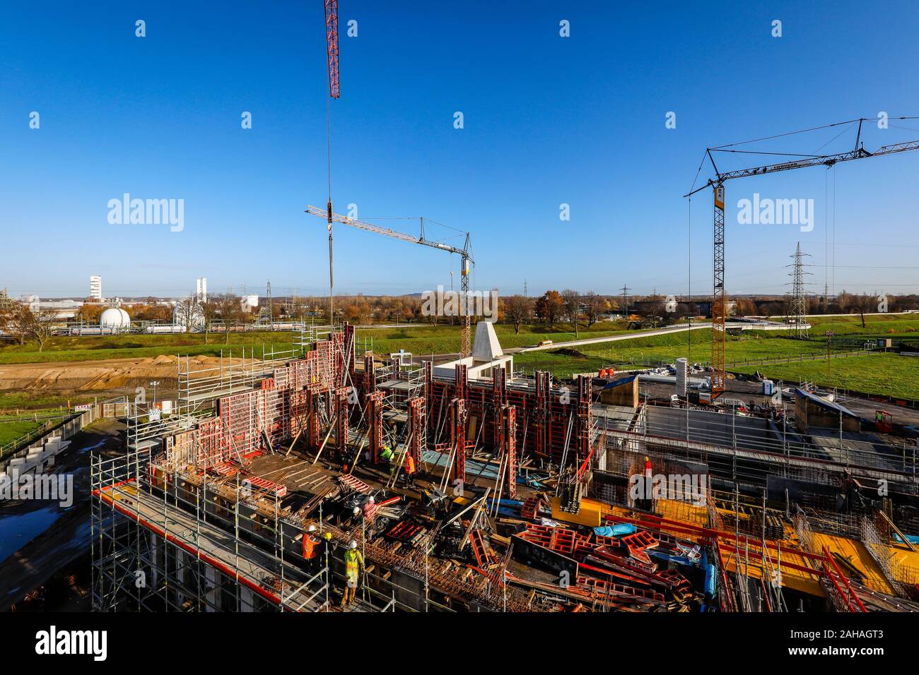 29.11.2019, Oberhausen, Renania settentrionale-Vestfalia, Germania - Emscher conversione, nuova costruzione dell'Emscher AKE di fognature, qui la nuova costruzione di Foto Stock