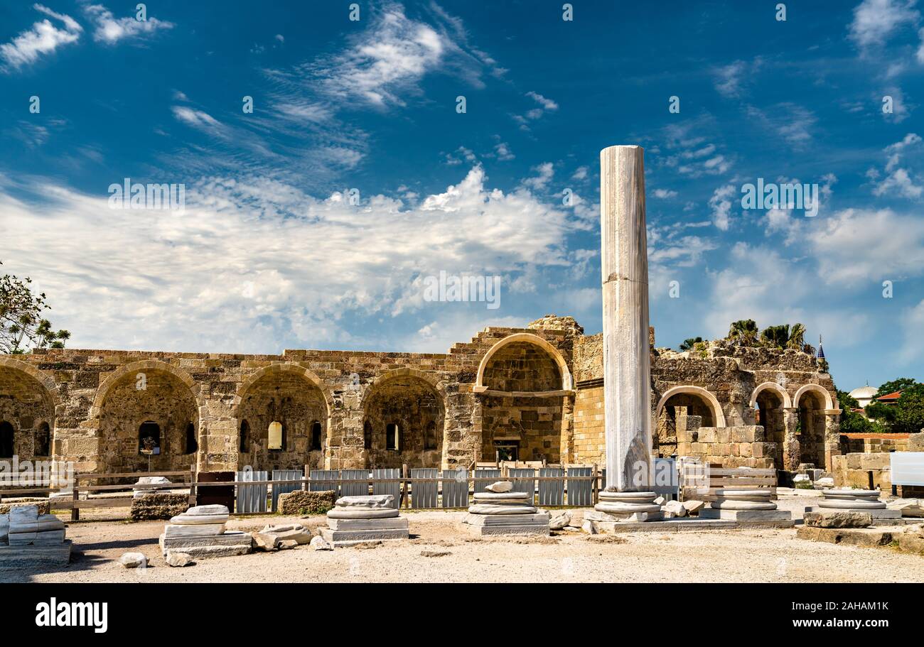 Rovine del tempio di Apollo a lato, Turchia Foto Stock