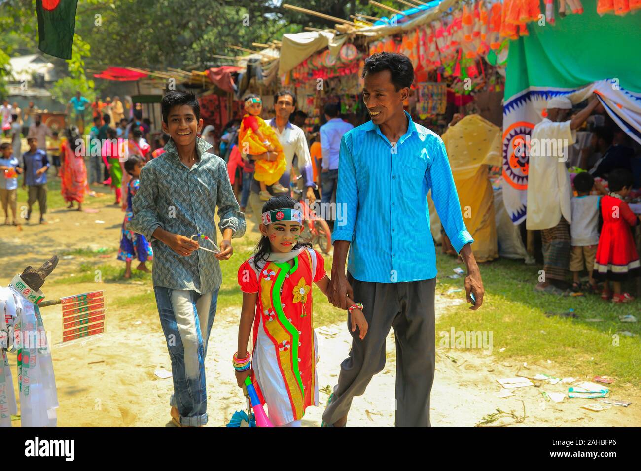 Boishakhi Mela, tradizionale fiera in occasione di Bengali Anno Nuovo. Narayanganj, Bangladesh Foto Stock