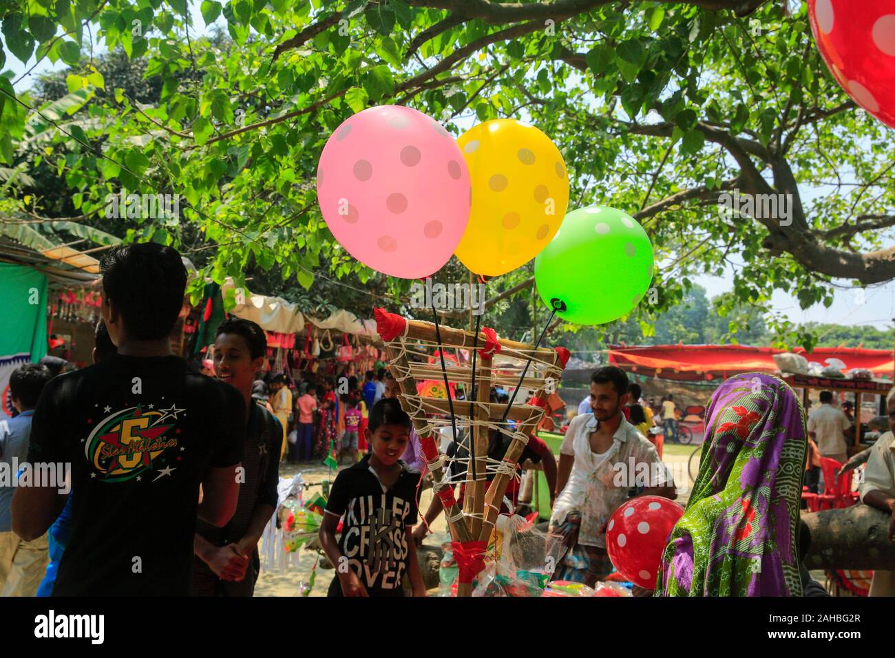 Boishakhi Mela, tradizionale fiera in occasione di Bengali Anno Nuovo. Narayanganj, Bangladesh Foto Stock