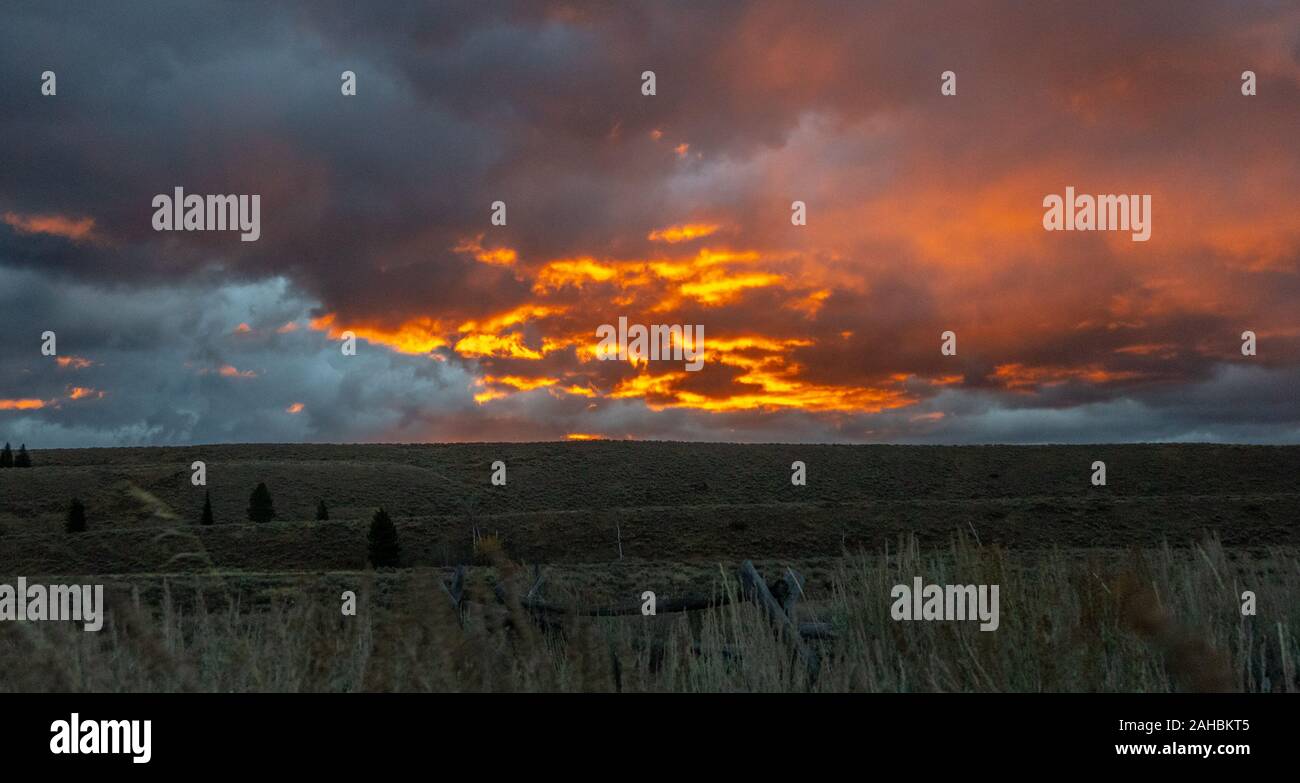 Sunrise a Schwabacher's Landing in Grand Tetons National Park, Wyoming Foto Stock
