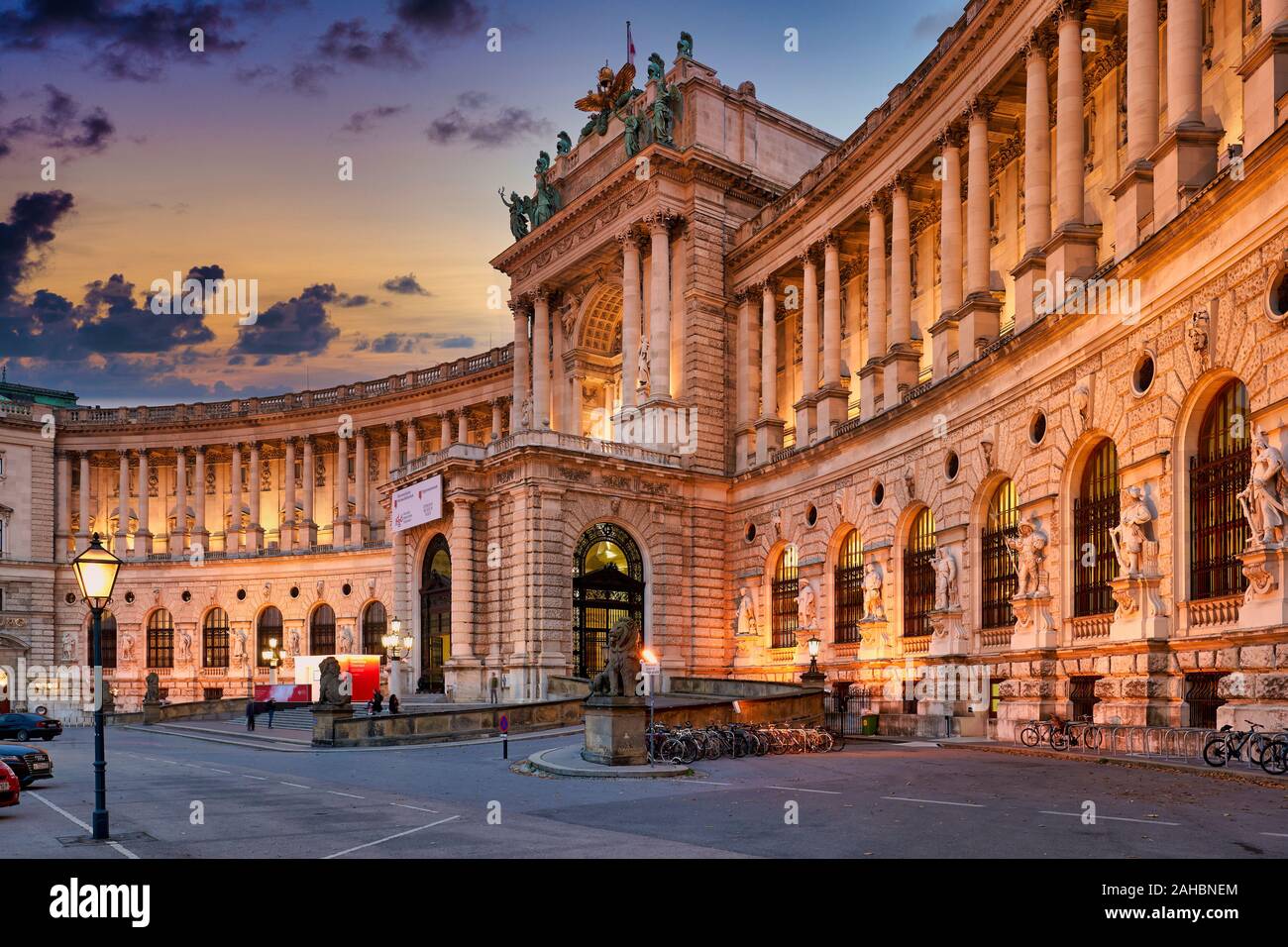 Neue Burg complesso museale al palazzo imperiale Hofburg. Vienna Austria Foto Stock