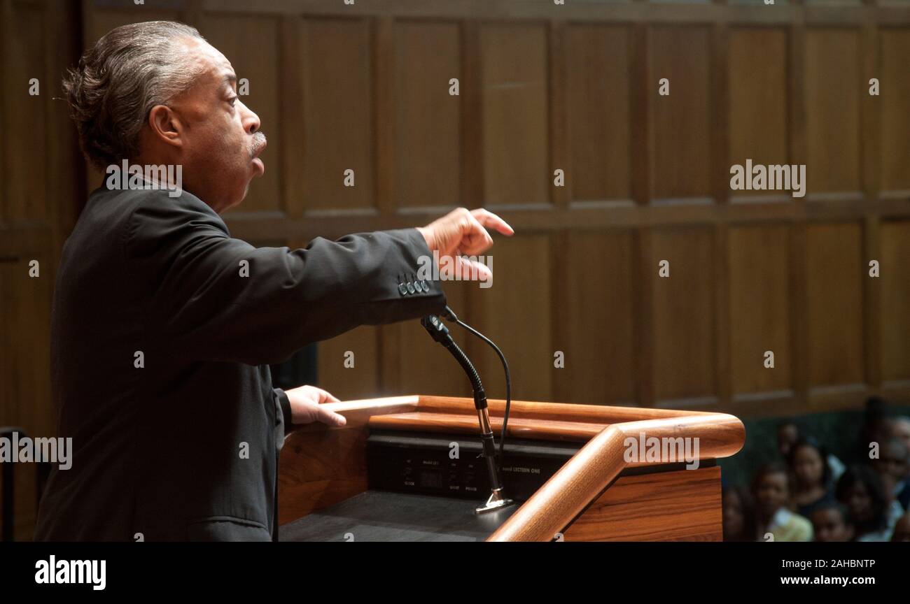 Al reverendo Sharpton, Jr. ha dato un energico intervento presso il Dipartimento di Agricoltura americano africano Storia Programma mese, lunedì 28 febbraio, 2011; a Washington D.C. Il rev. Sharpton il tema è "Diritti Civili in età di Obama". Foto Stock