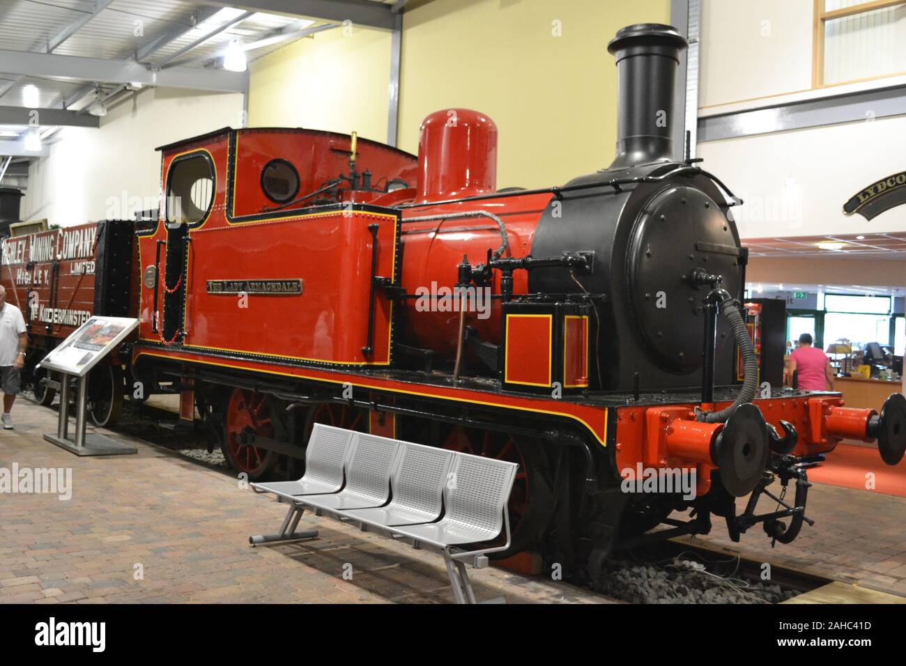 Treno a vapore nel Centro visitatori della Engine House, Stazione Altamente, Ferrovia della Severn Valley, Shropshire, Regno Unito Foto Stock