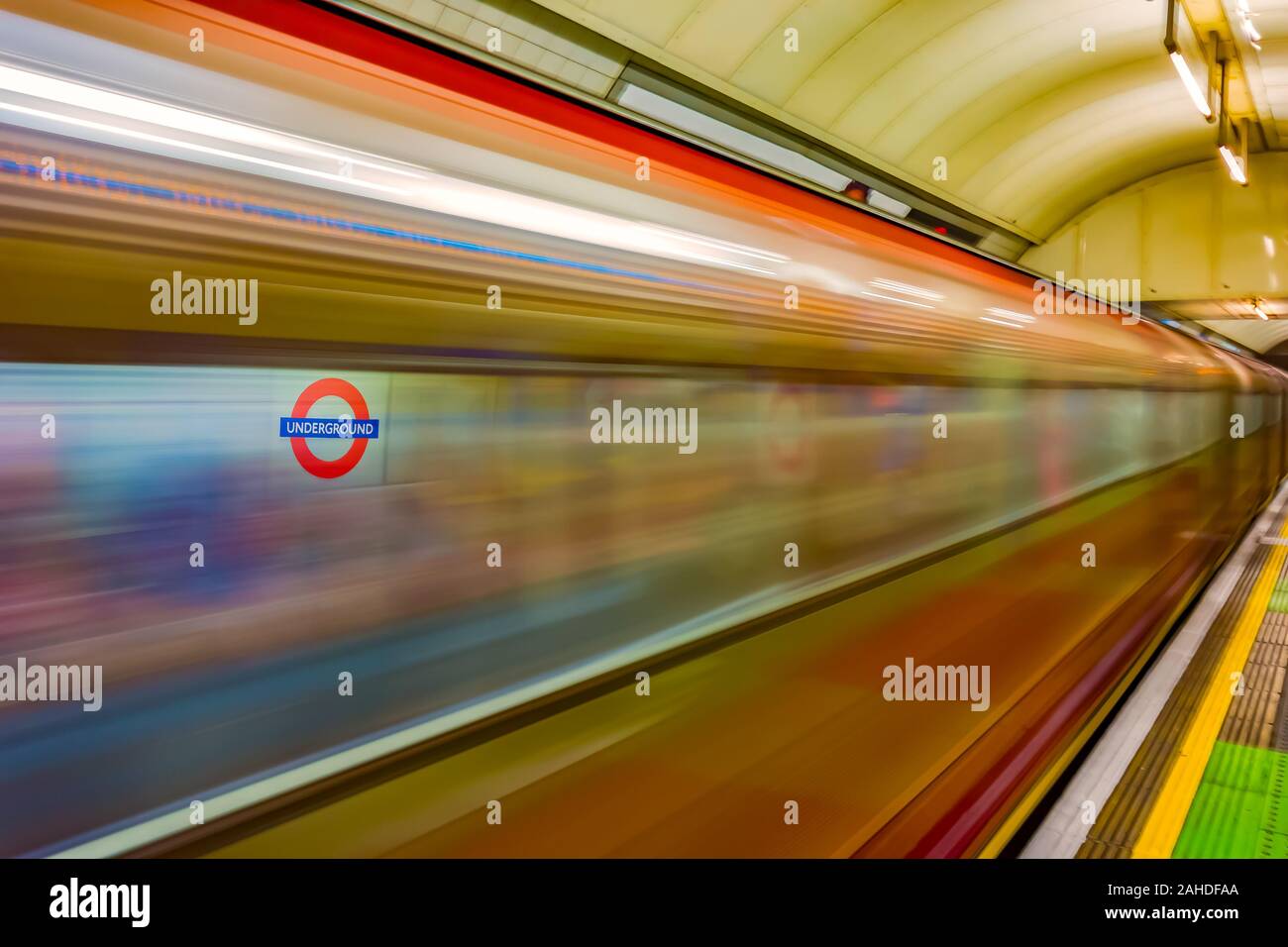 Europa, Regno Unito, Londra icona tubo. segno, Foto Stock